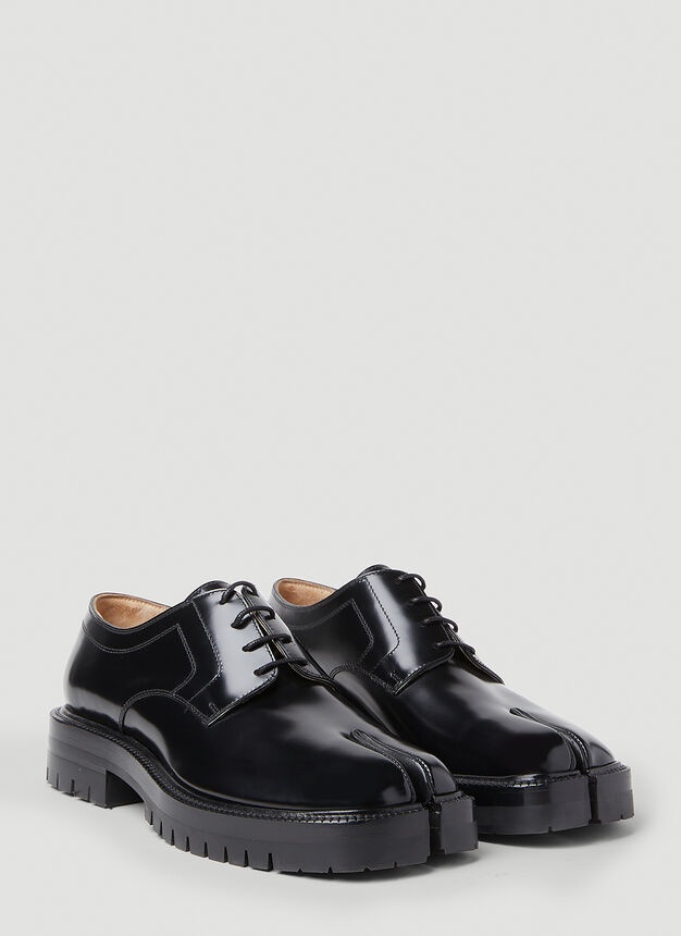 Maison Margiela Tabi Derby Shoes in Black | lncc | REVERSIBLE