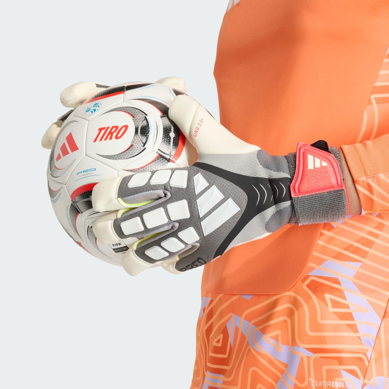 PREDATOR GOALKEEPER GLOVE PRO HYBRID STRAP 6