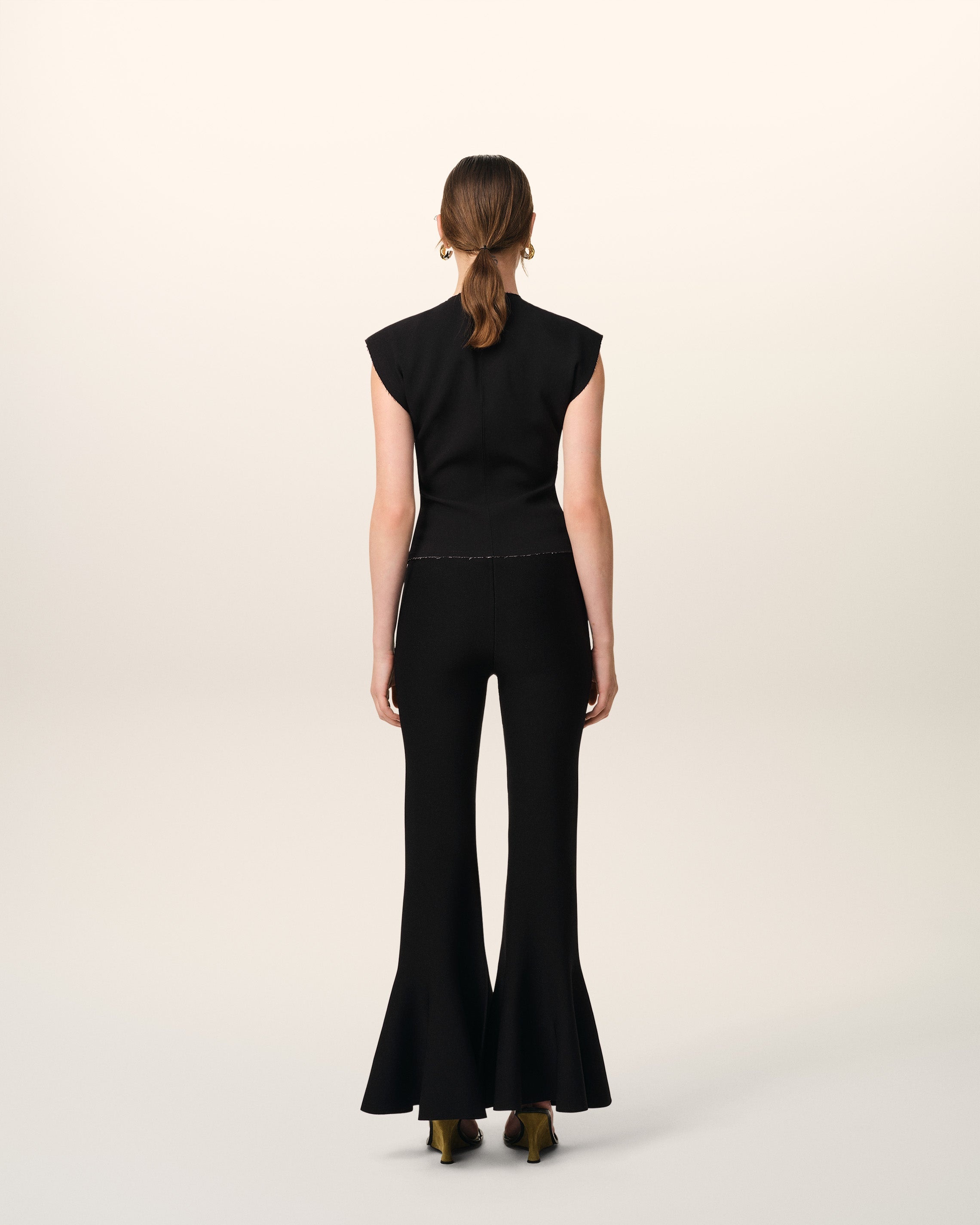 BLACK GODET SHORT TROUSERS - 4
