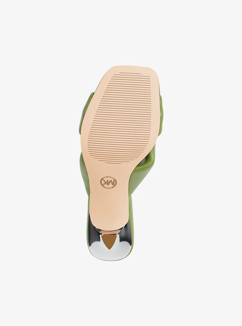 Elena Sandal 6