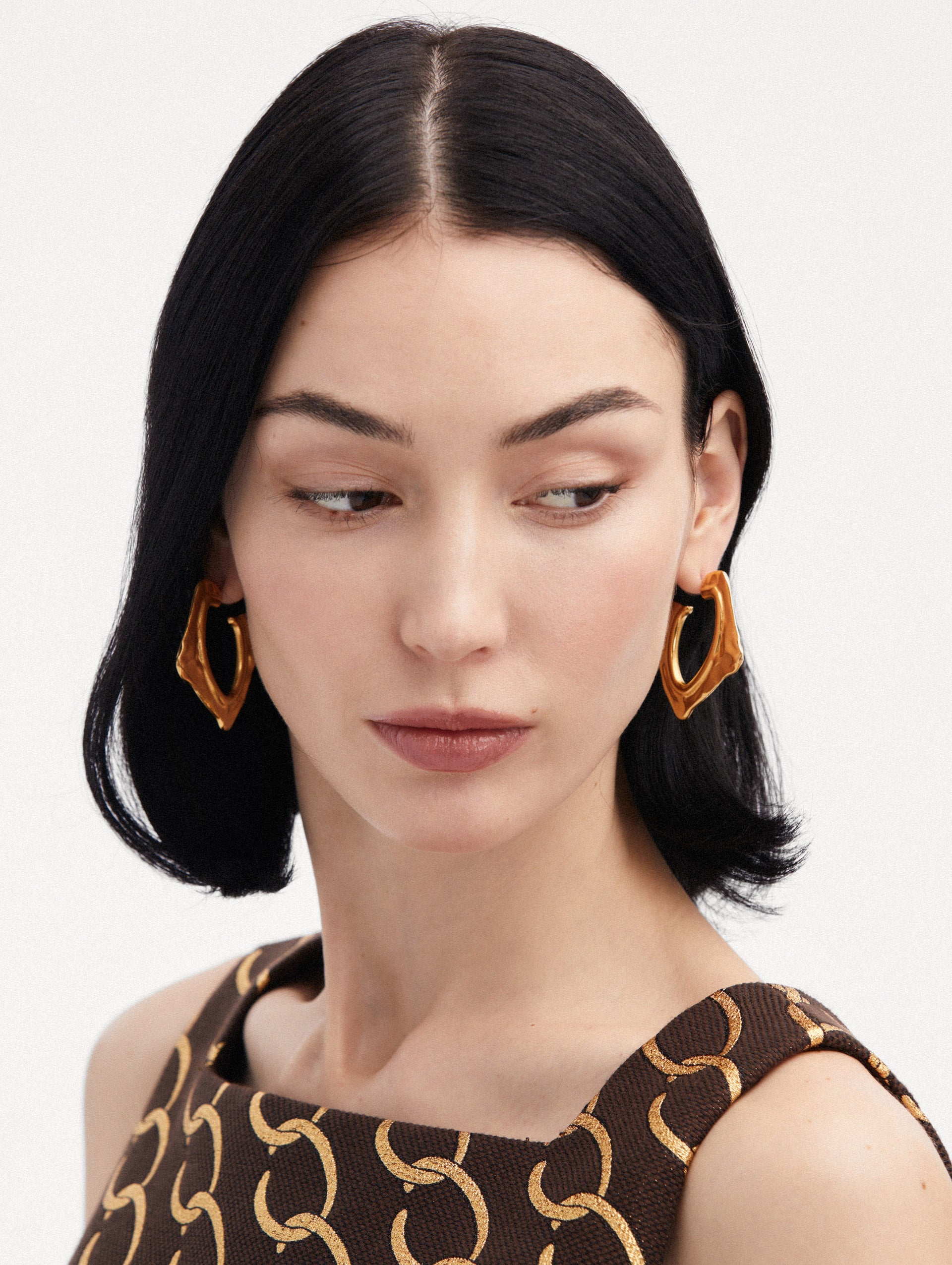 SMALL ABSTRACT O HOOP EARRINGS - 2