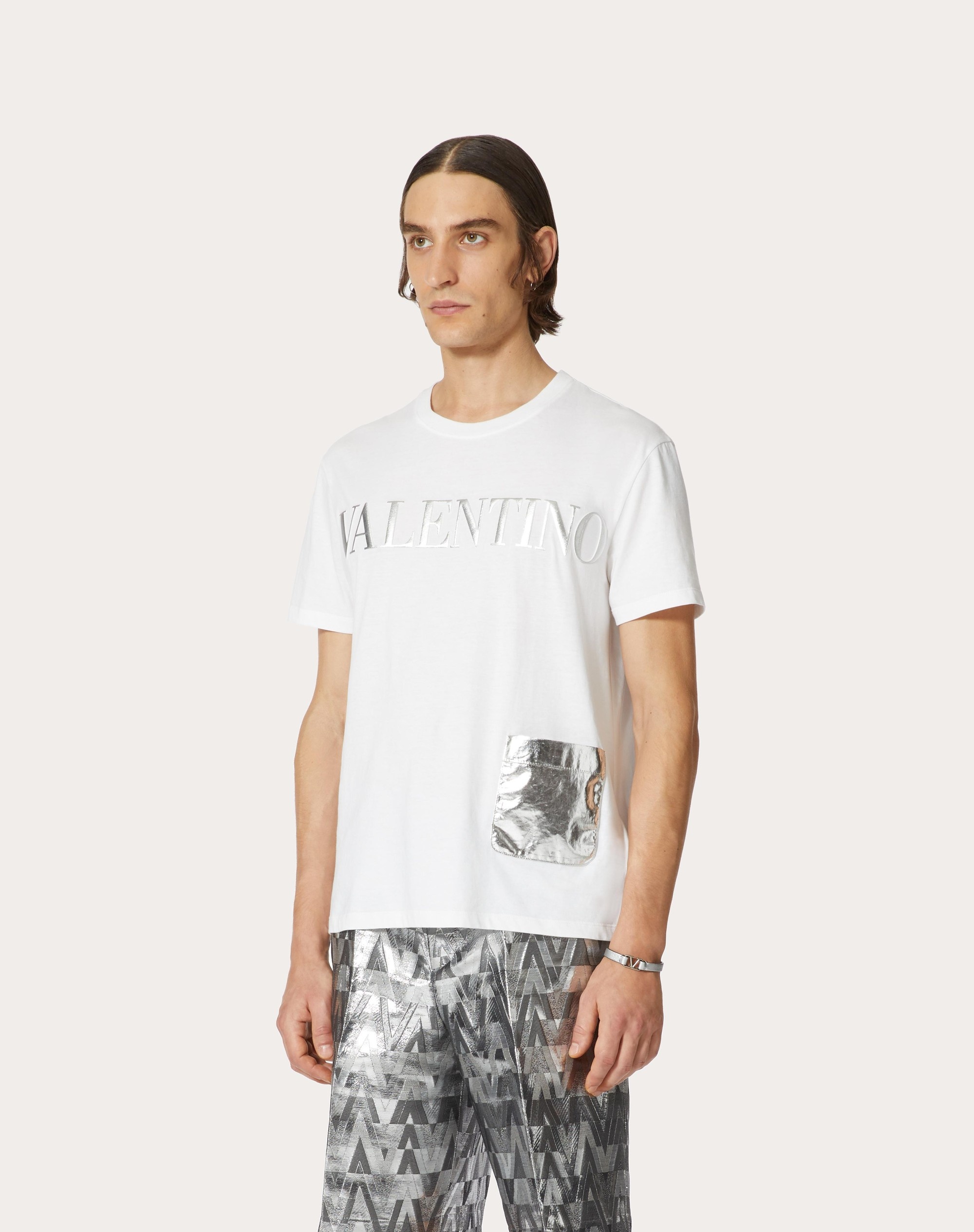 T-SHIRT WITH METALLIC SILVER POCKET AND VALENTINO EMBOSSED - 3