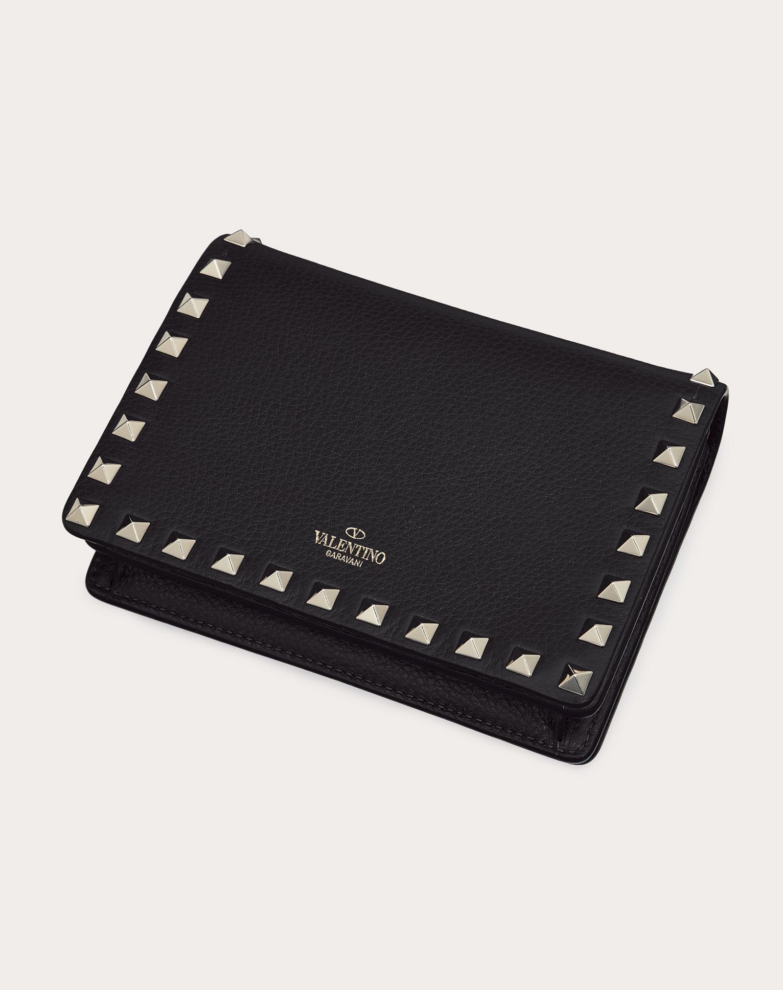 Rockstud Grainy Calfskin Chain Pouch - 3