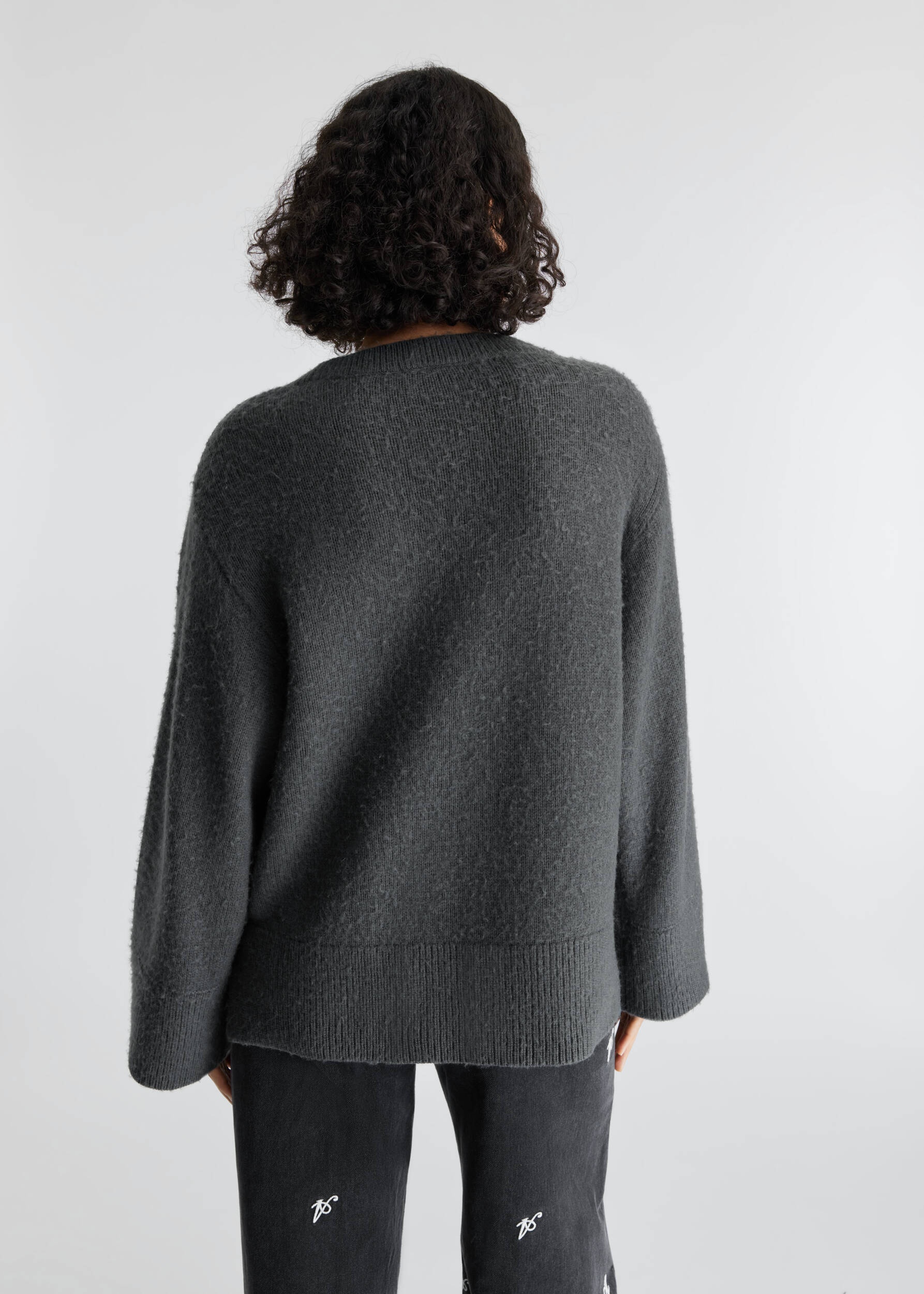 Rain V-neck Sweater - 3