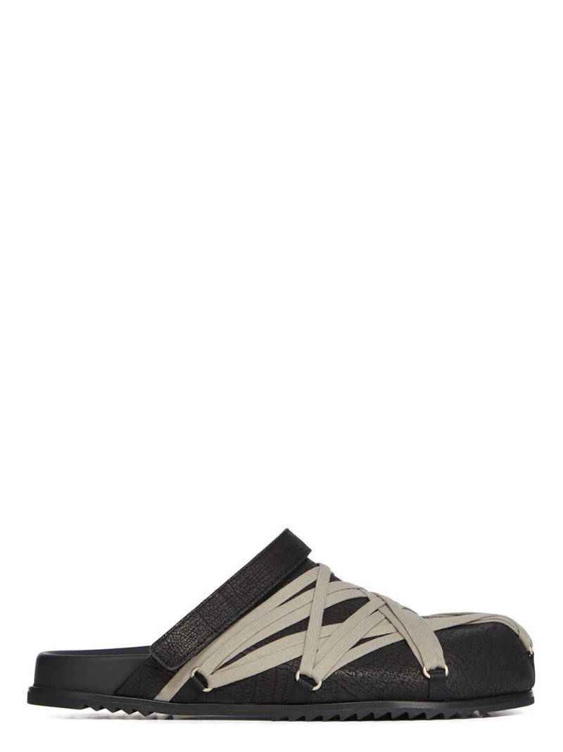 SANDAL 1
