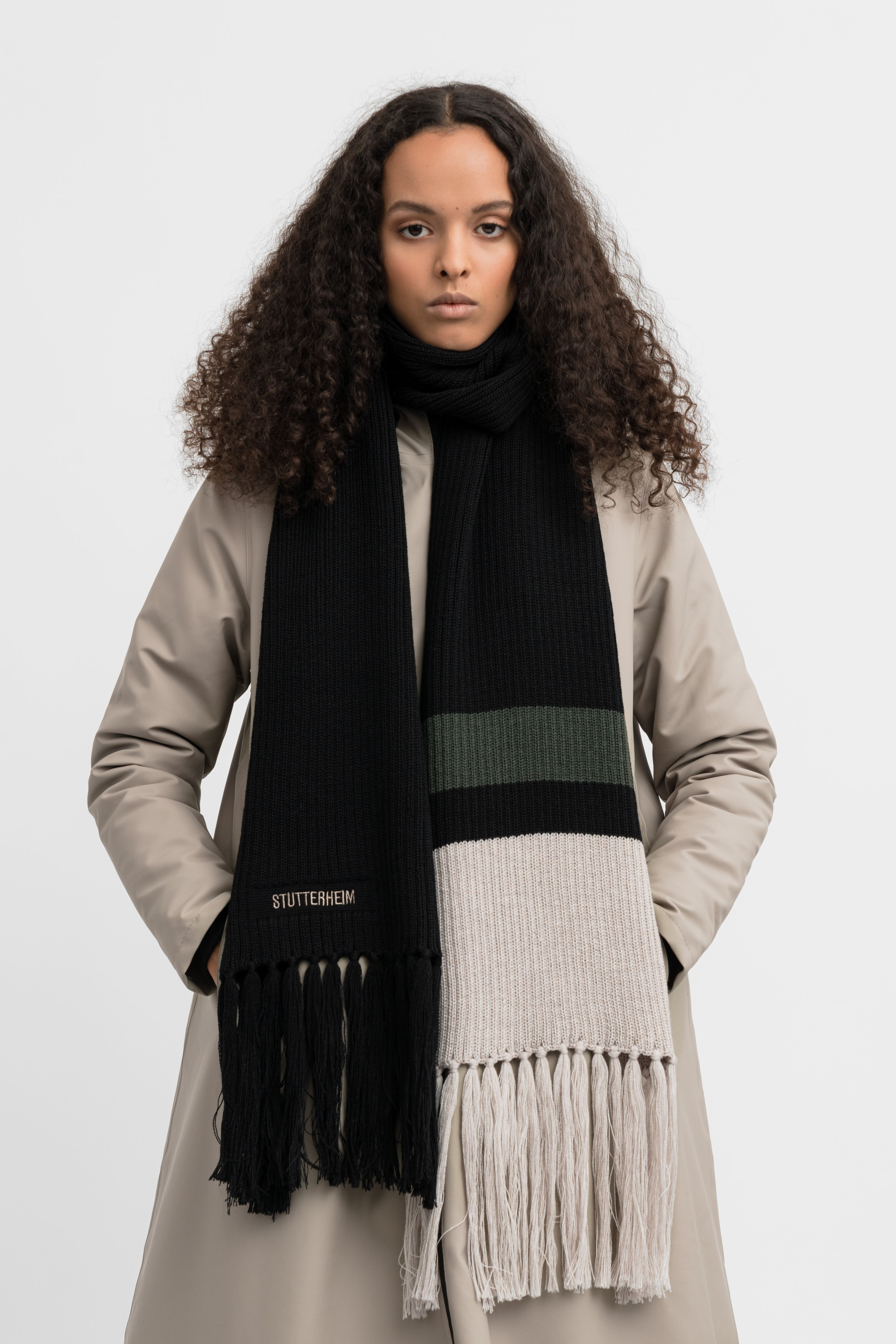 Fringe Scarf Black - 4