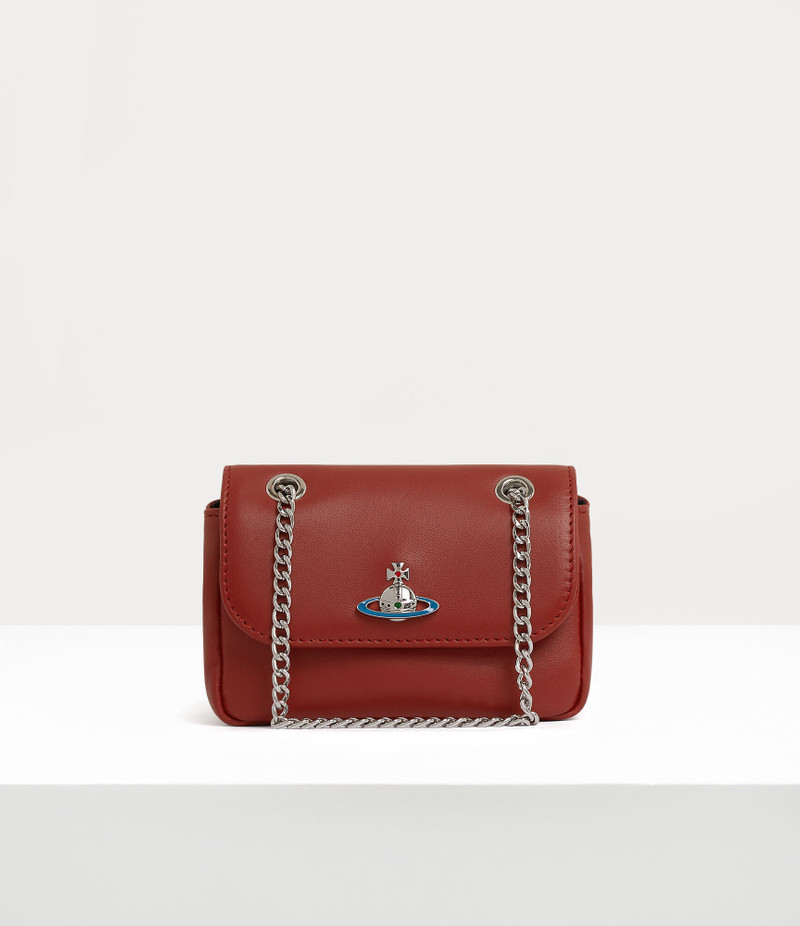 SMALL PURSE WITH CHAIN 1