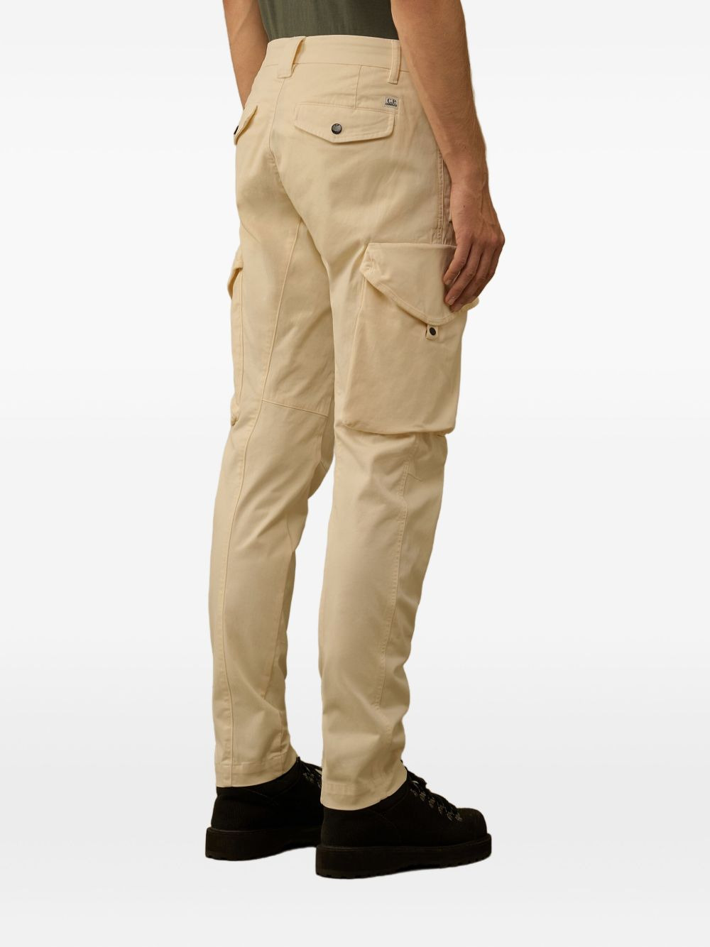 cargo-pockets trousers - 4
