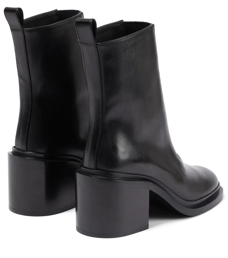 Leather ankle boots 3