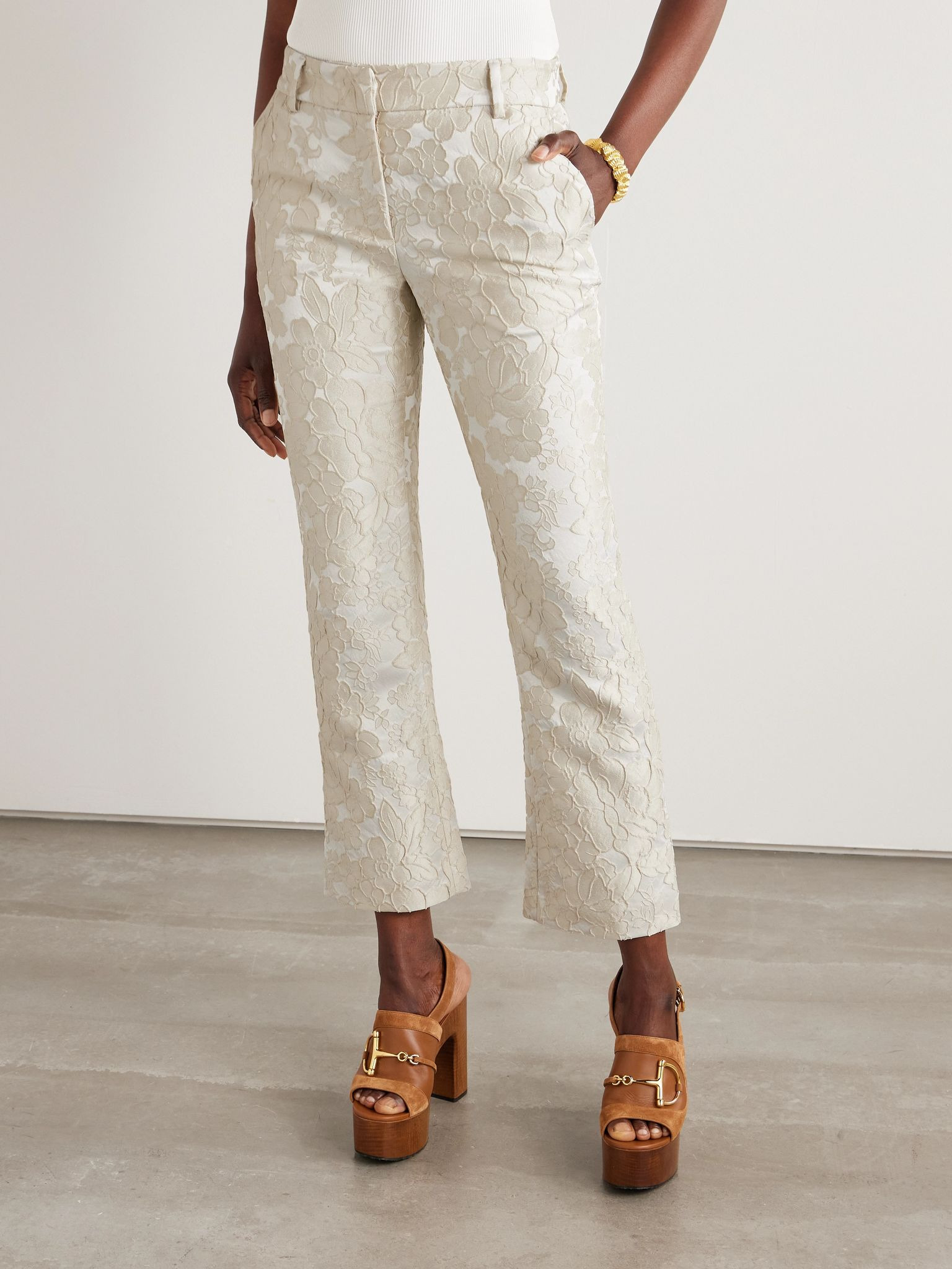 24/7 cropped brocade bootcut pants Cream - 3