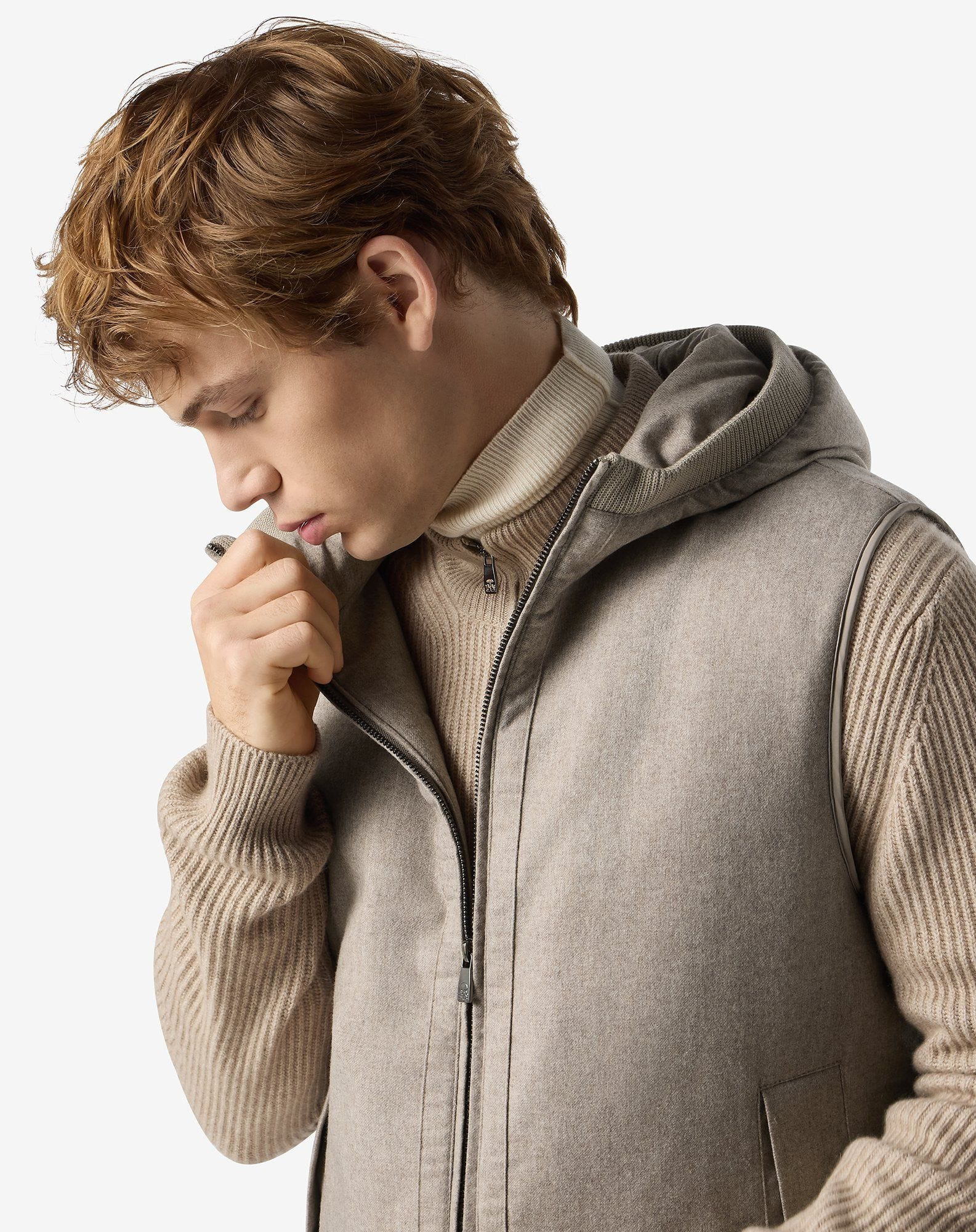 Beige technical cashmere waistcoat - 4