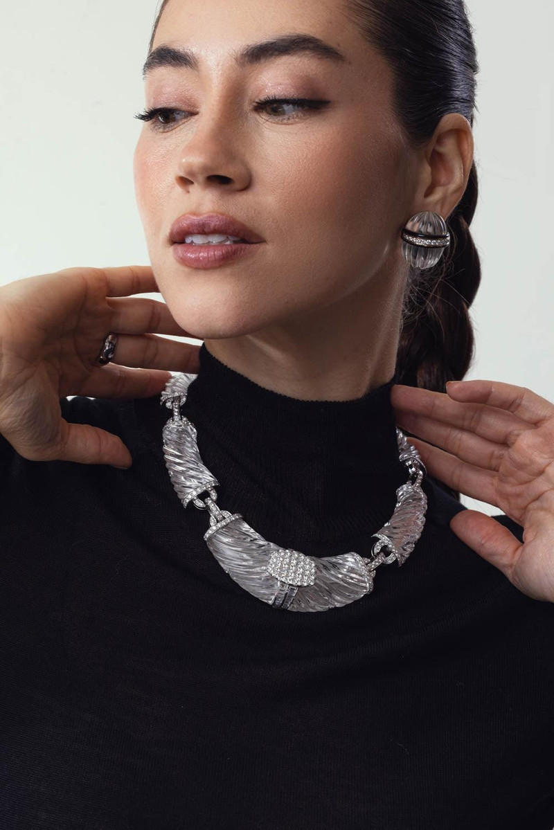 DAVID WEBB Rock Crystal Diamond Necklace outlook