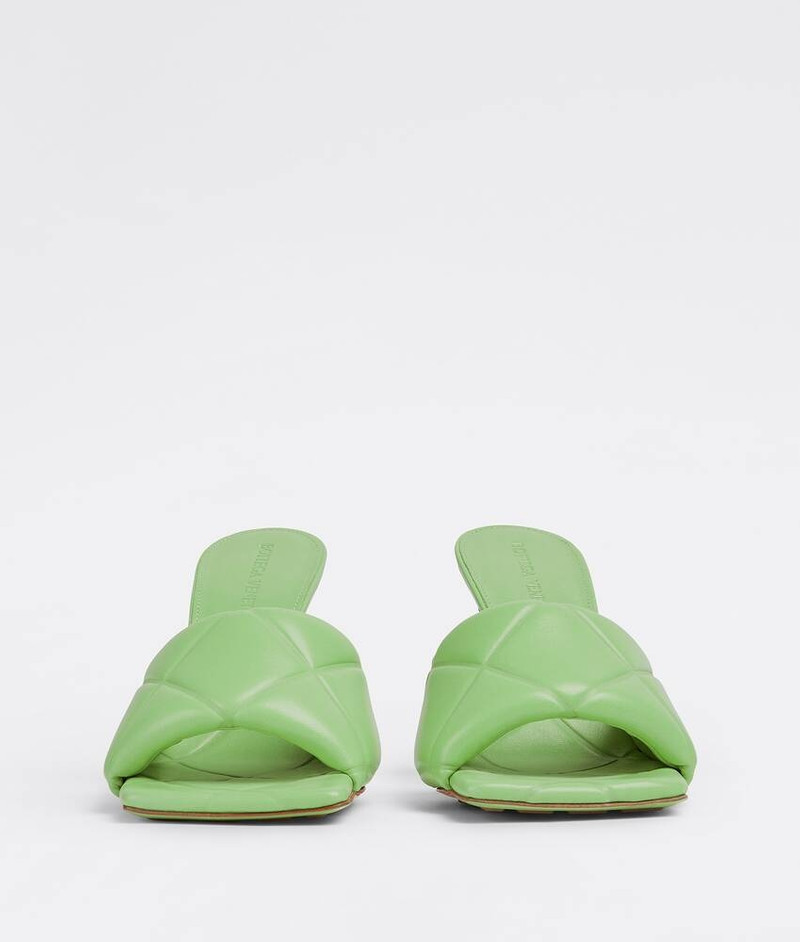 Bottega Veneta rubber lido outlook