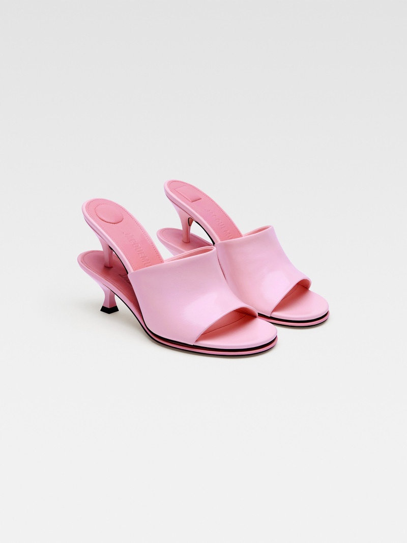 JACQUEMUS The double mules outlook
