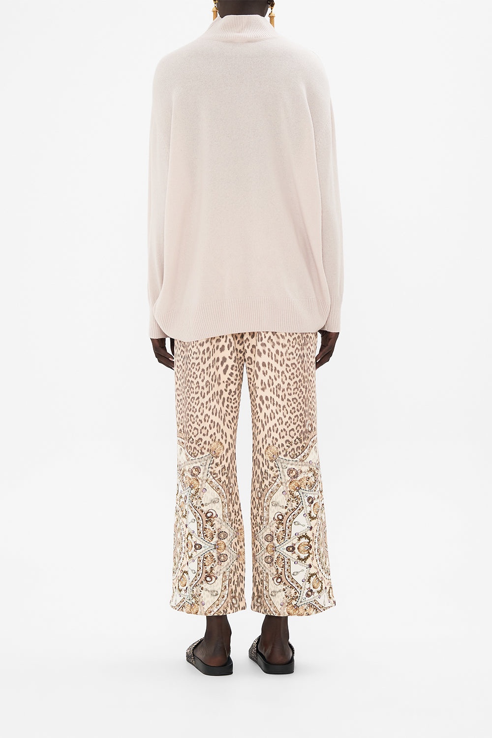 SILK FRONT TURTLE NECK KNIT - 3
