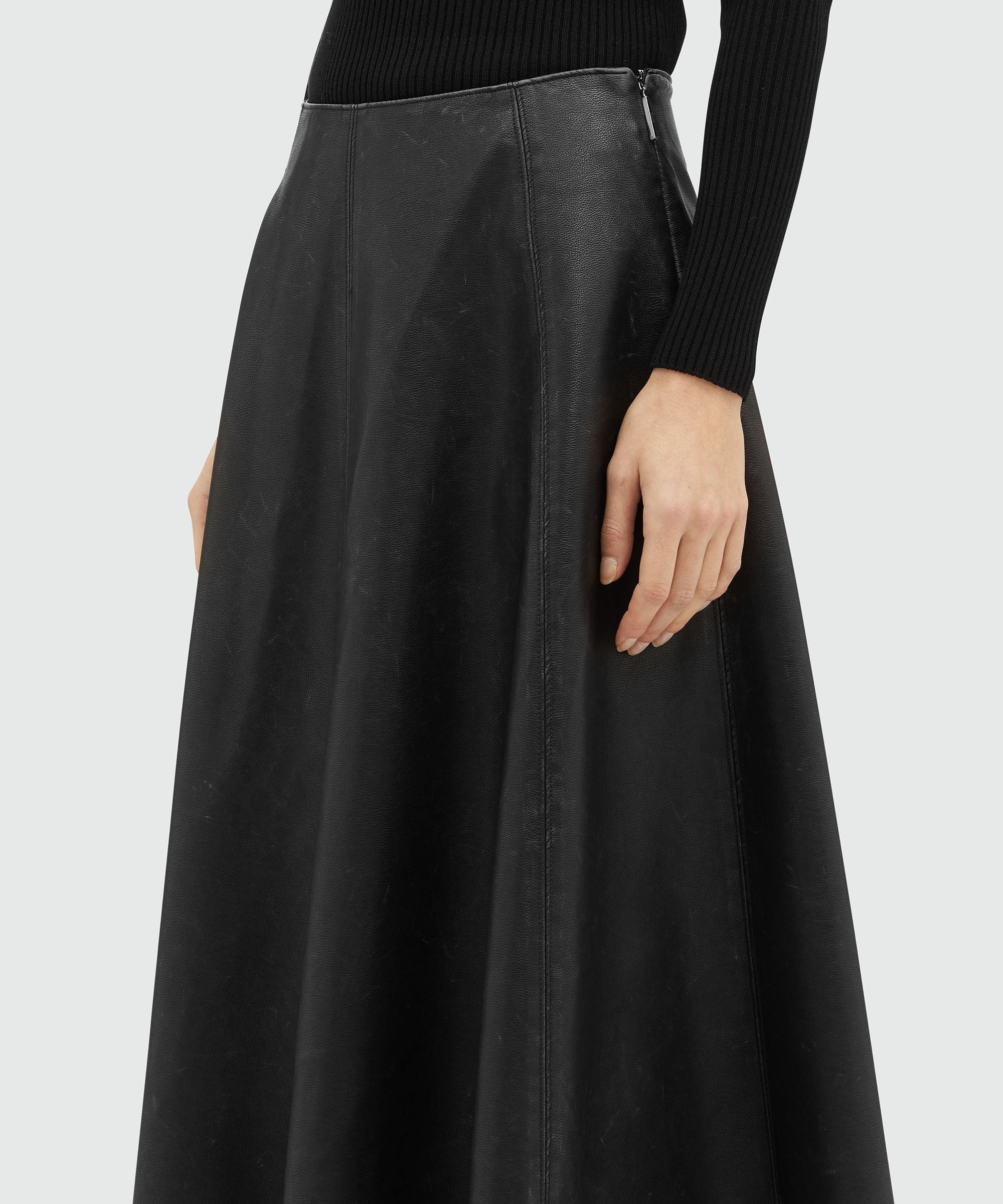 Faux-leather pencil skirt - 5