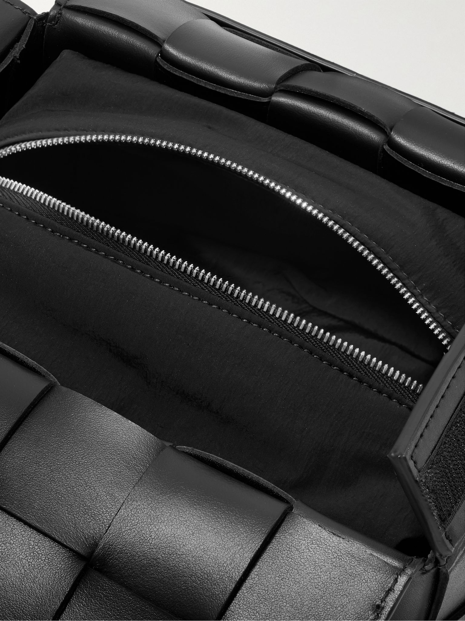 Intrecciato Leather Wash Bag Black - 4