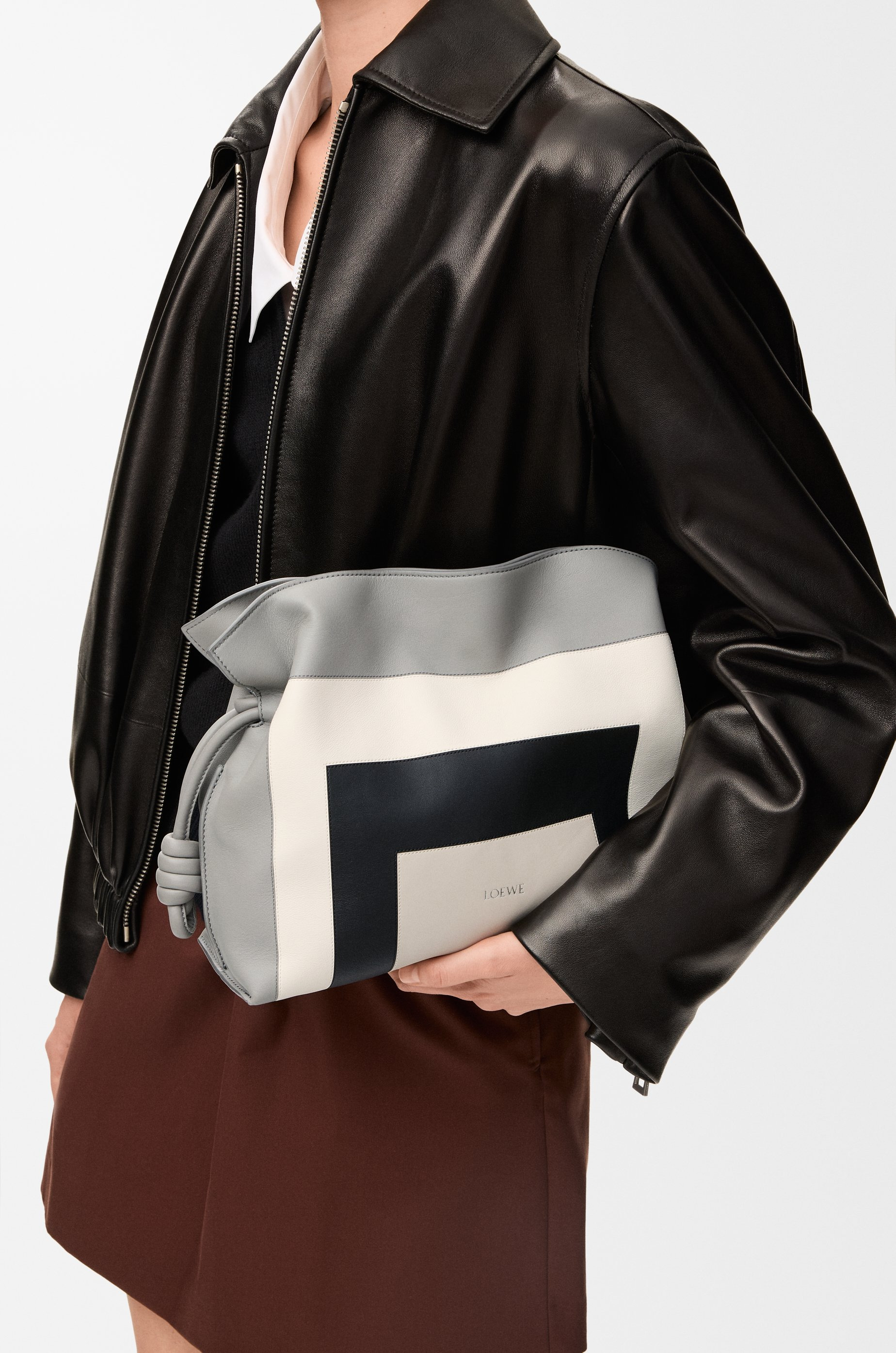 Medium Flamenco clutch in nappa calfskin - 2