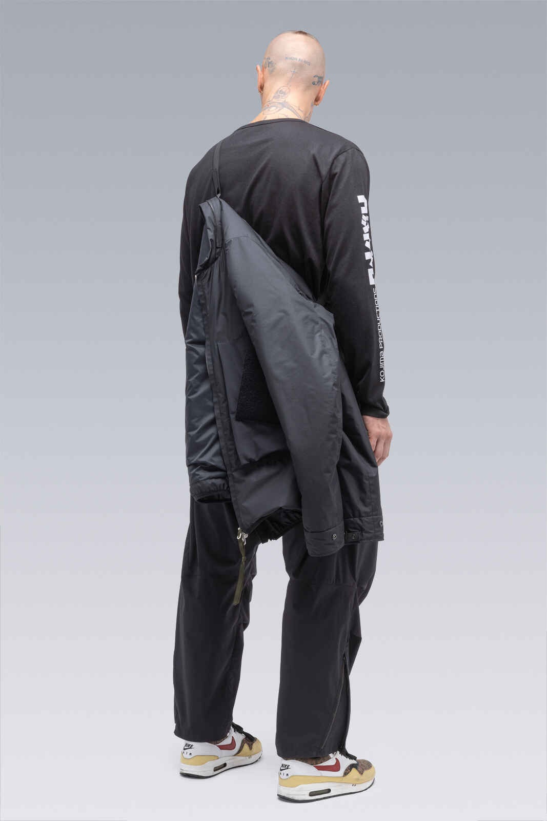 J83-WS 2L Gore-Tex Infinium™ Windstopper® Climashield® Jacket Black - 36