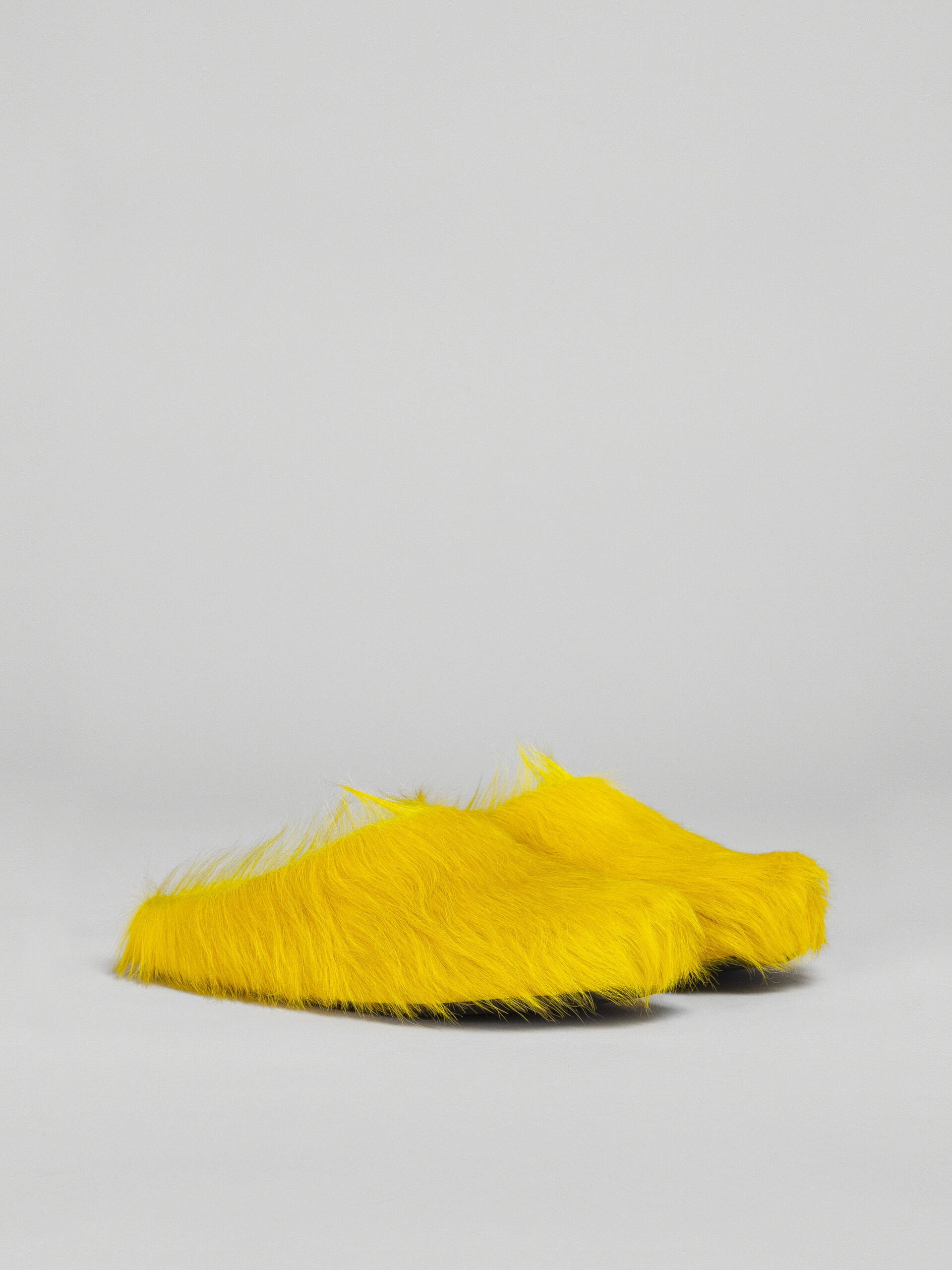YELLOW LONG HAIR CALFSKIN FUSSBETT SABOT - 2