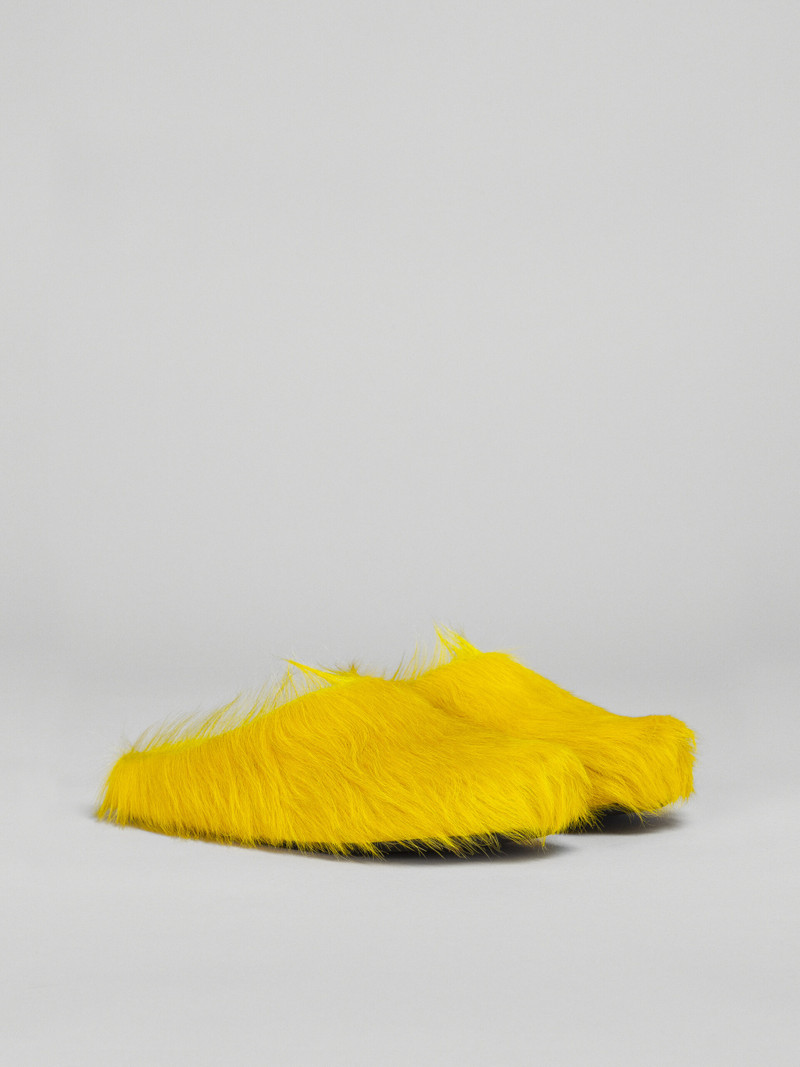 Marni YELLOW LONG HAIR CALFSKIN FUSSBETT SABOT outlook