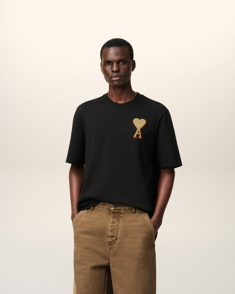 AMI Paris BLACK COTTON AMI DE COEUR T-SHIRT outlook