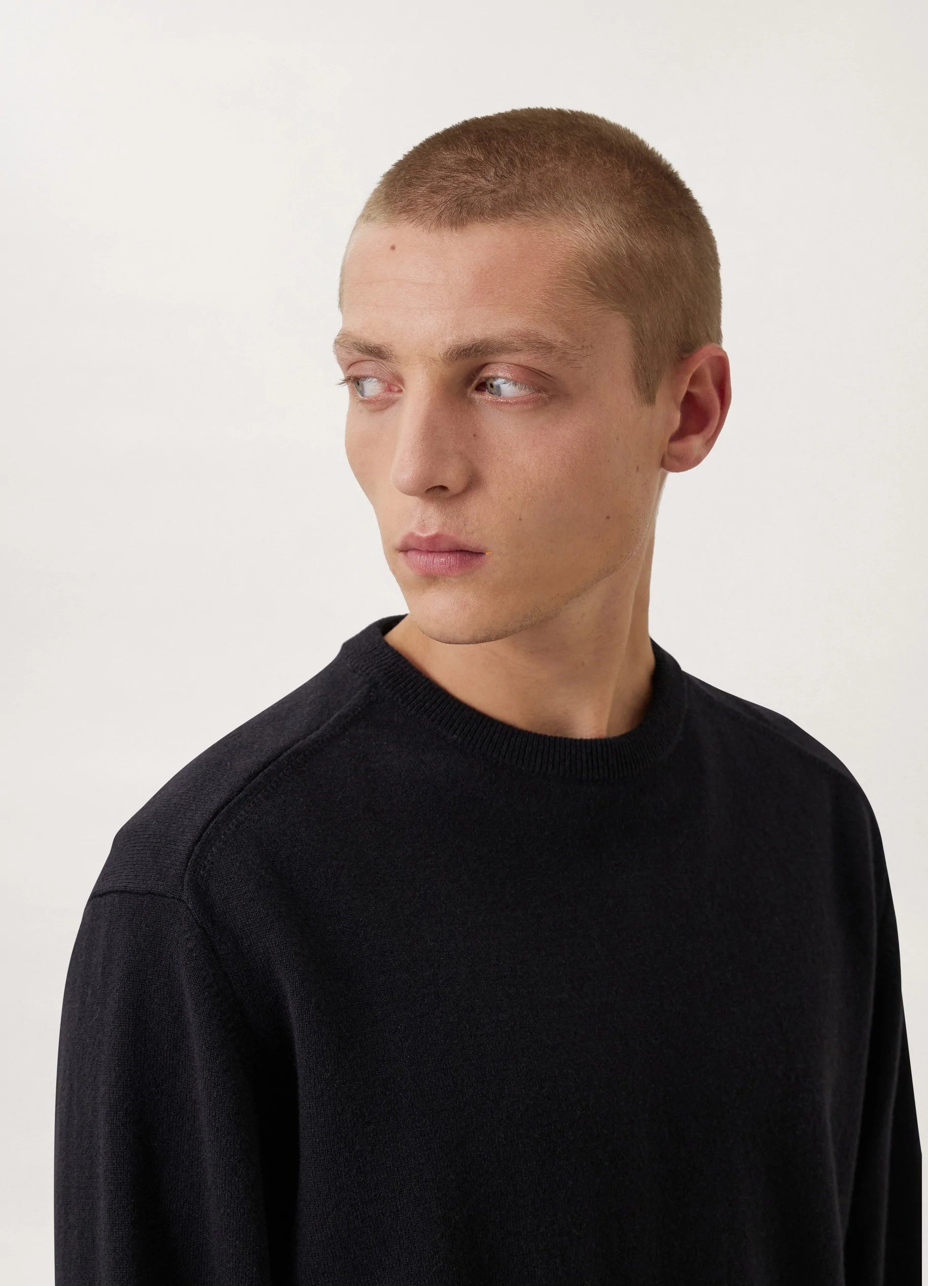 CREW NECK JUMPER
LAMBSWOOL - 9