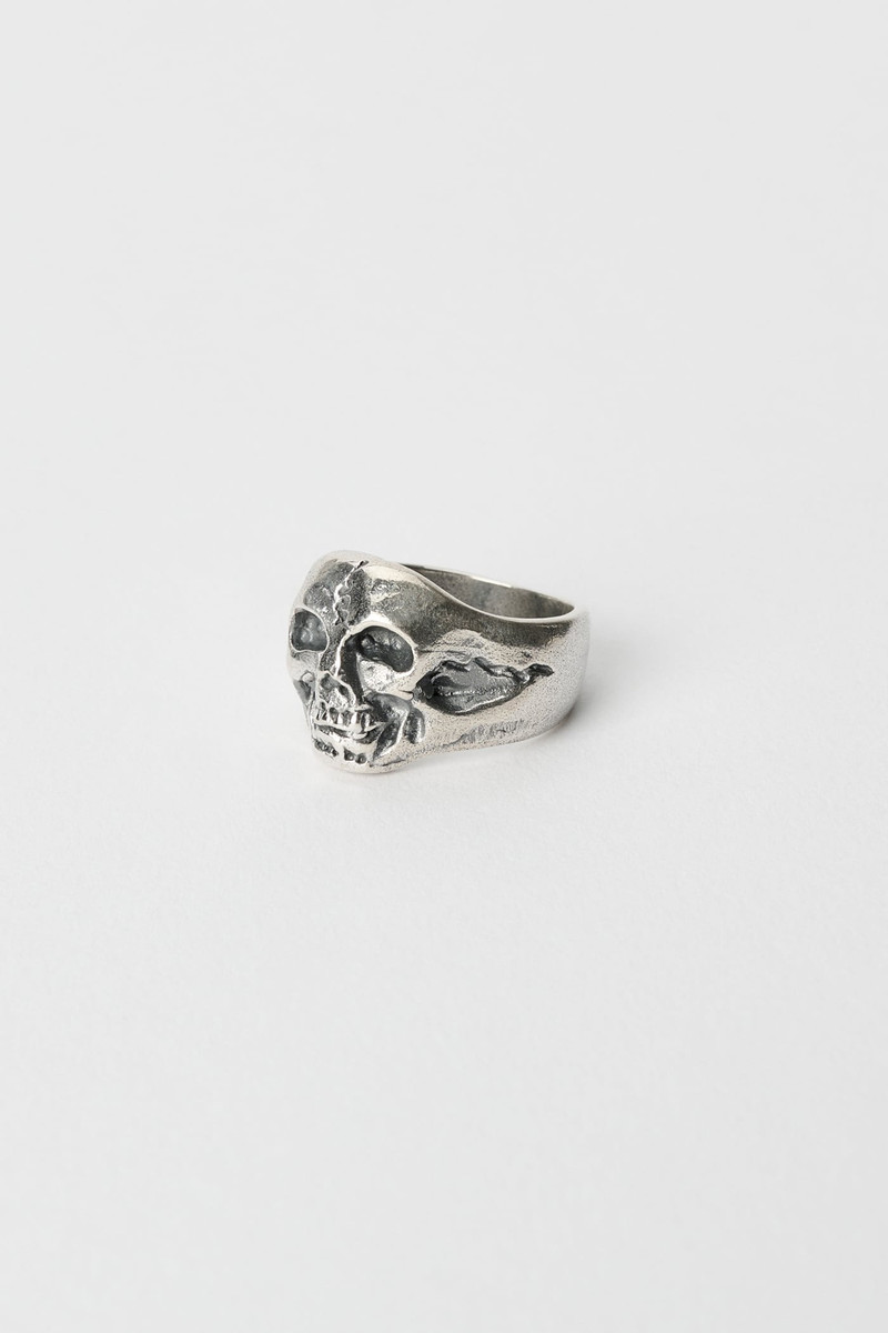 Our Legacy Cranium Ring Silver outlook