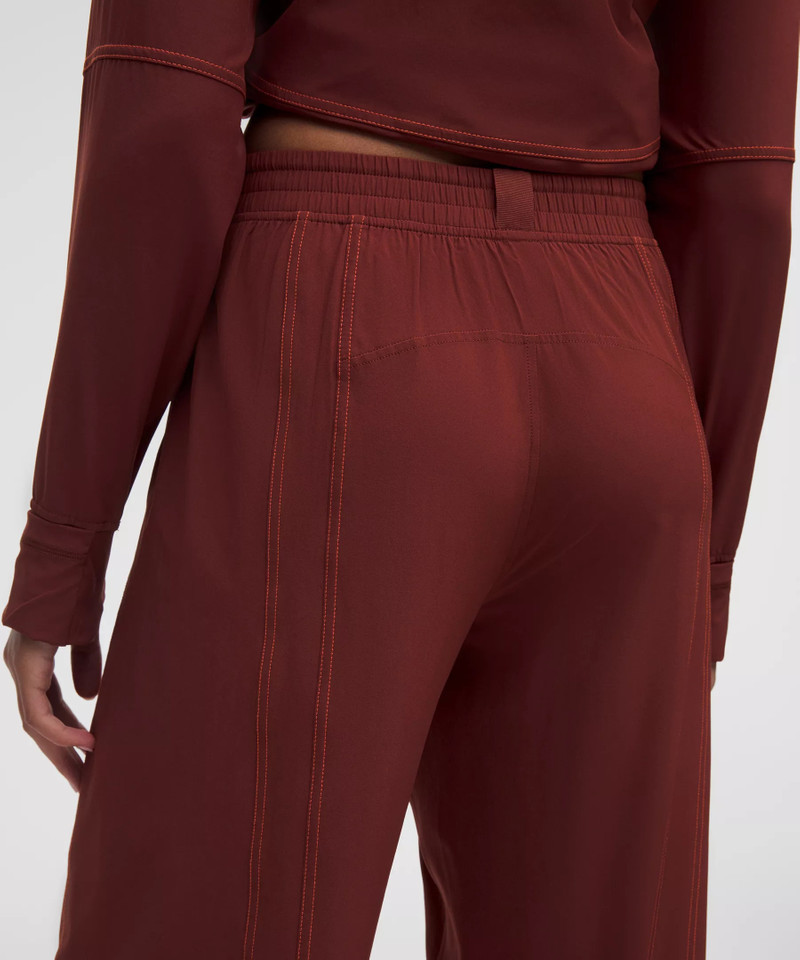 Define High-Rise Swift Jogger *Regular 5