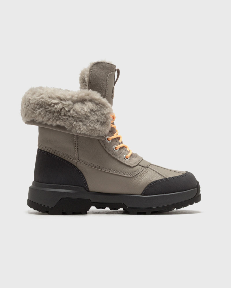 UGG WMNS ADIRONDACK BOOT XXV outlook