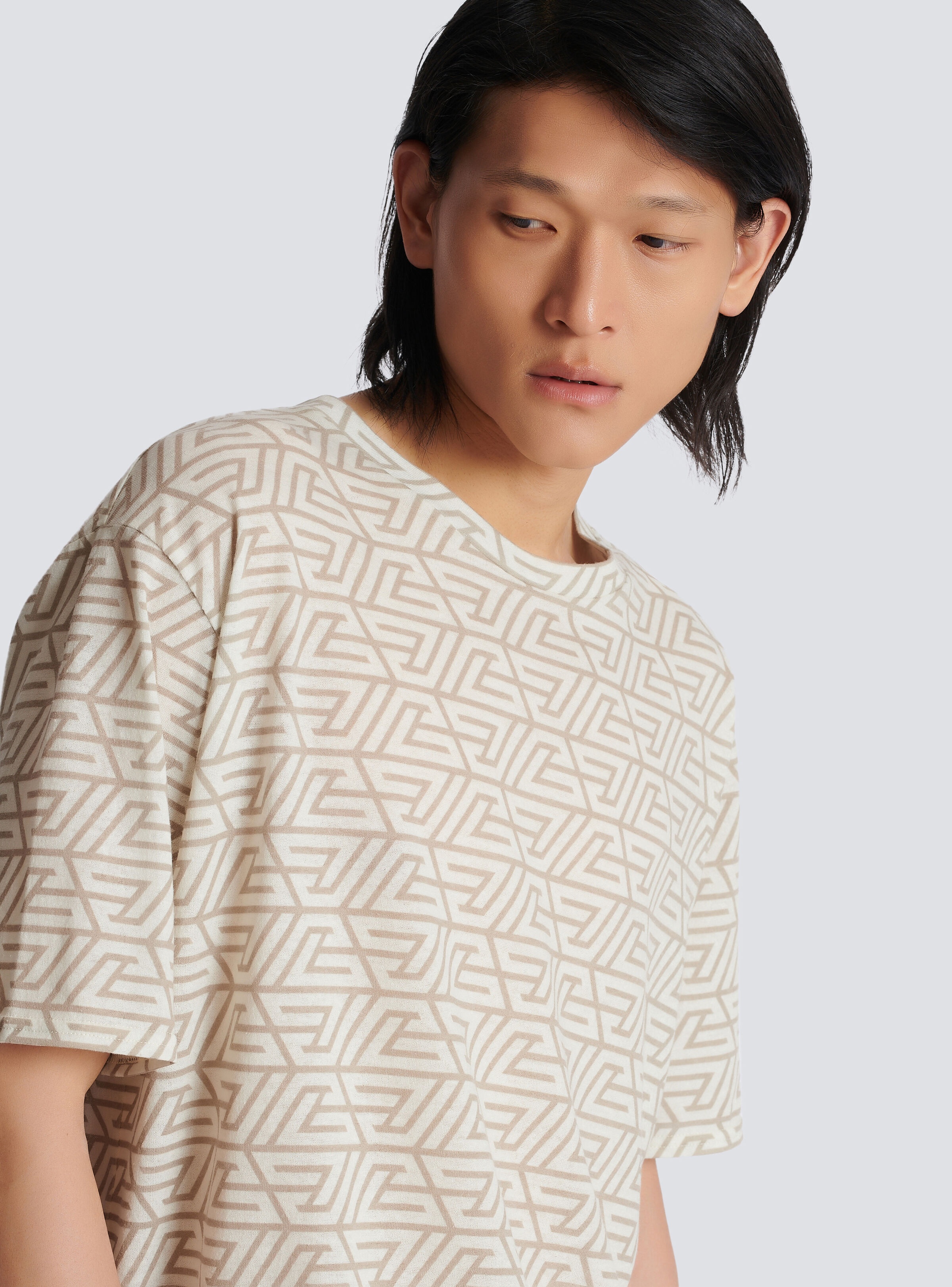 Cotton T-shirt with printed pyramid monogram - 6