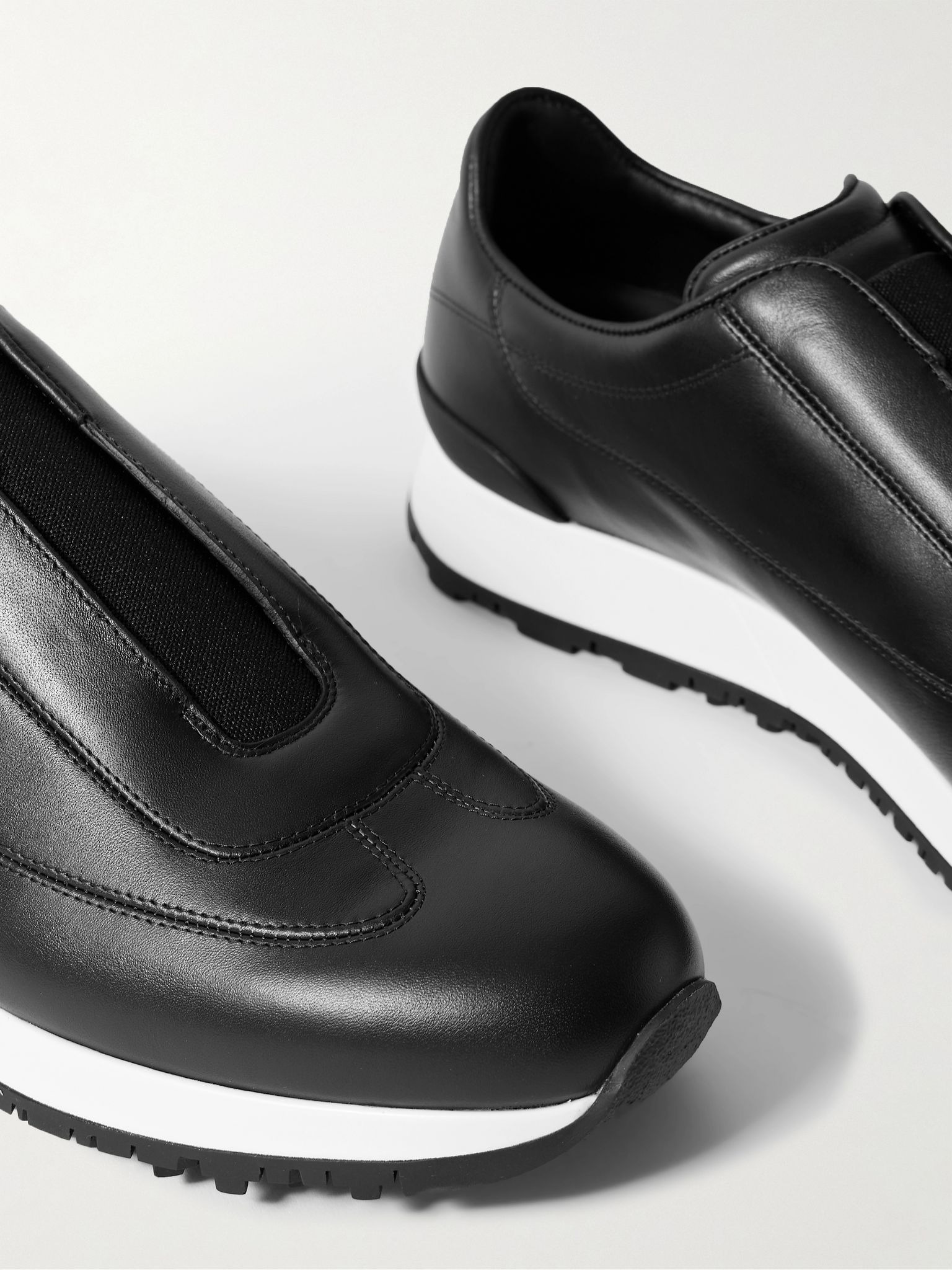 Lift Leather Slip-On Sneakers Black - 6