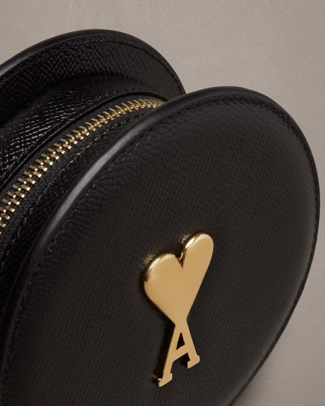 AMI Paris ROUND PARIS PARIS BAG | REVERSIBLE