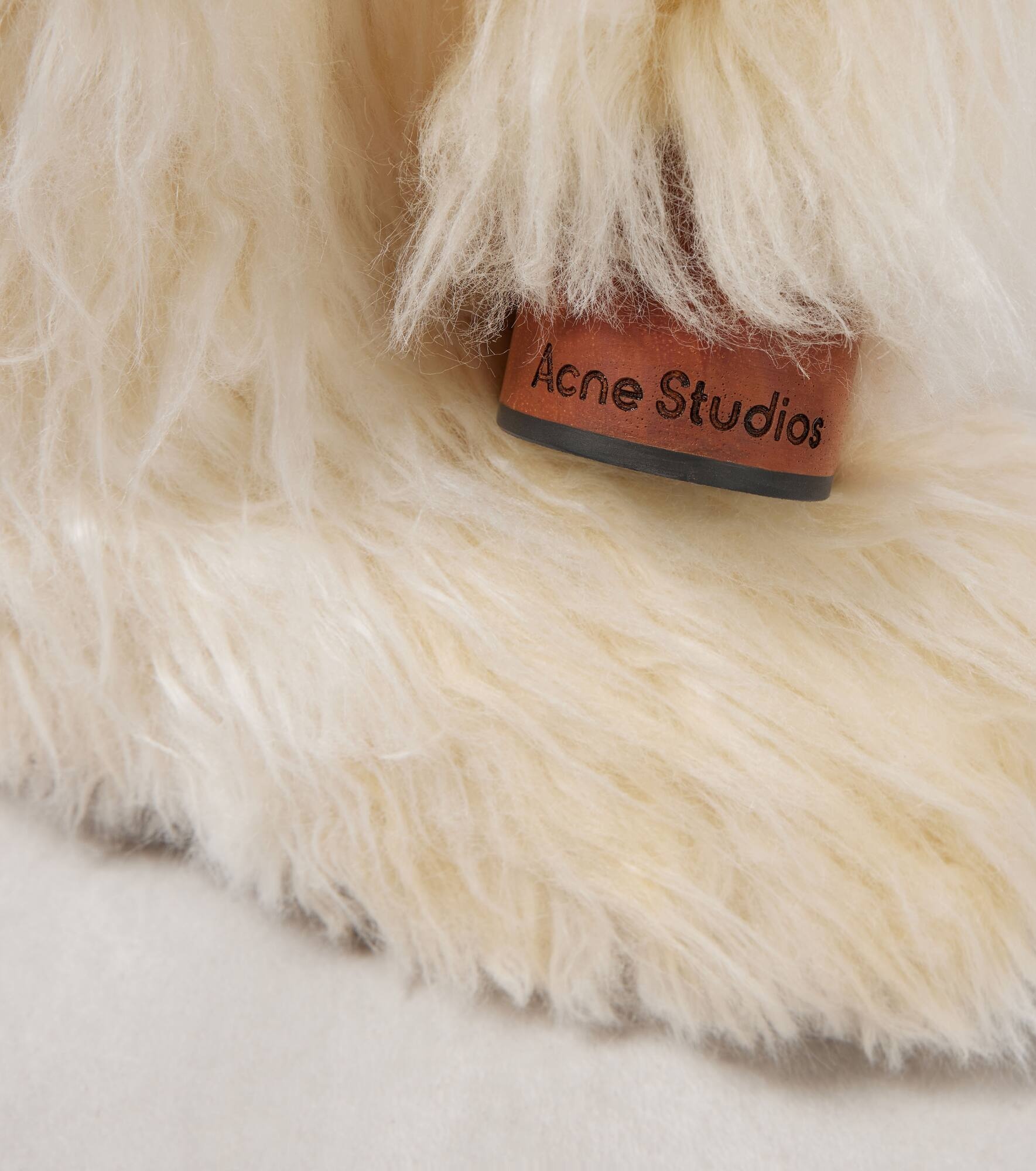 Faux fur knee-high boots - 5