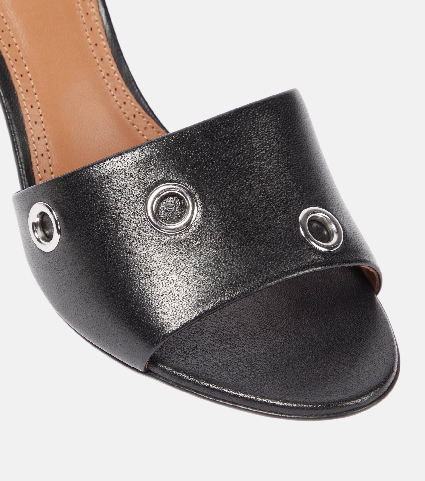 Oeillets embellished leather sandals - 6