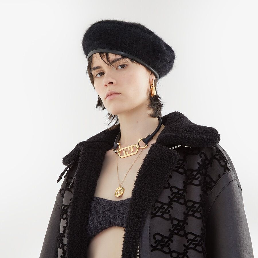 Black angora hat - 3