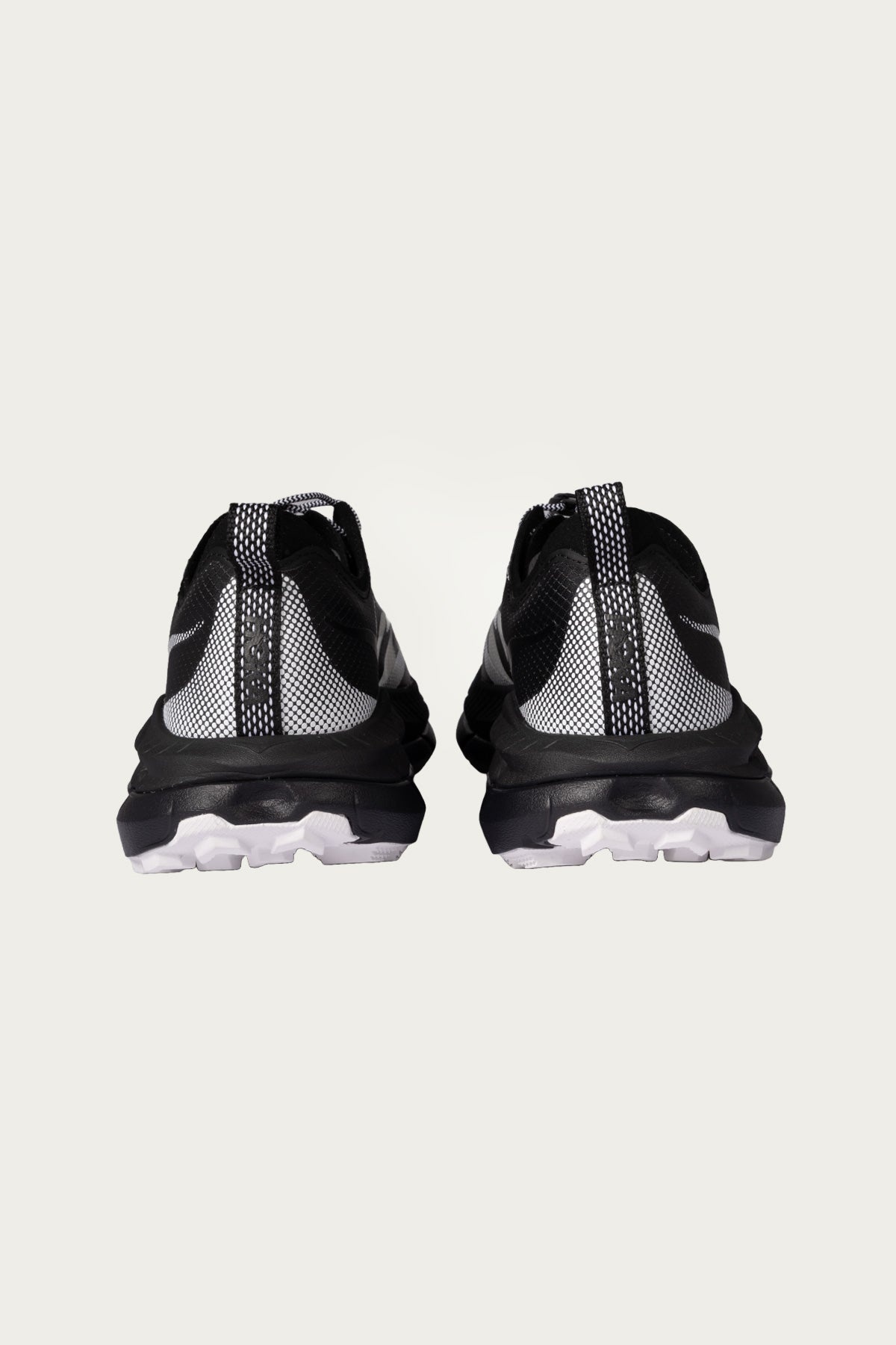 U Mafate Speed 4 Lite TS - Black/White - 3