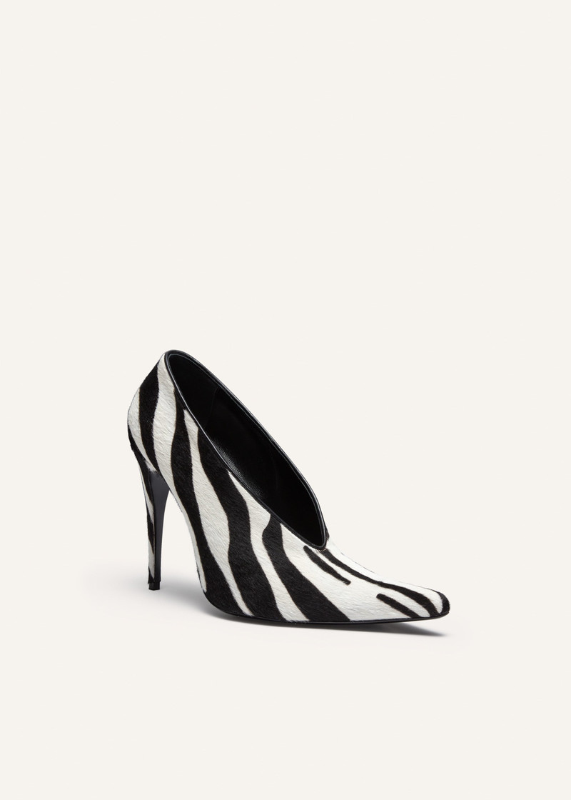MAGDA BUTRYM Pointed pumps in zebra print hair outlook
