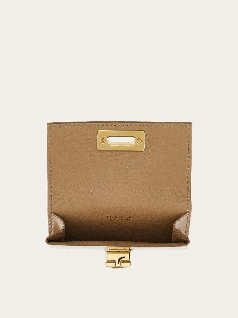FERRAGAMO CREDIT CARD HOLDER WITH GANCINI CLASP outlook