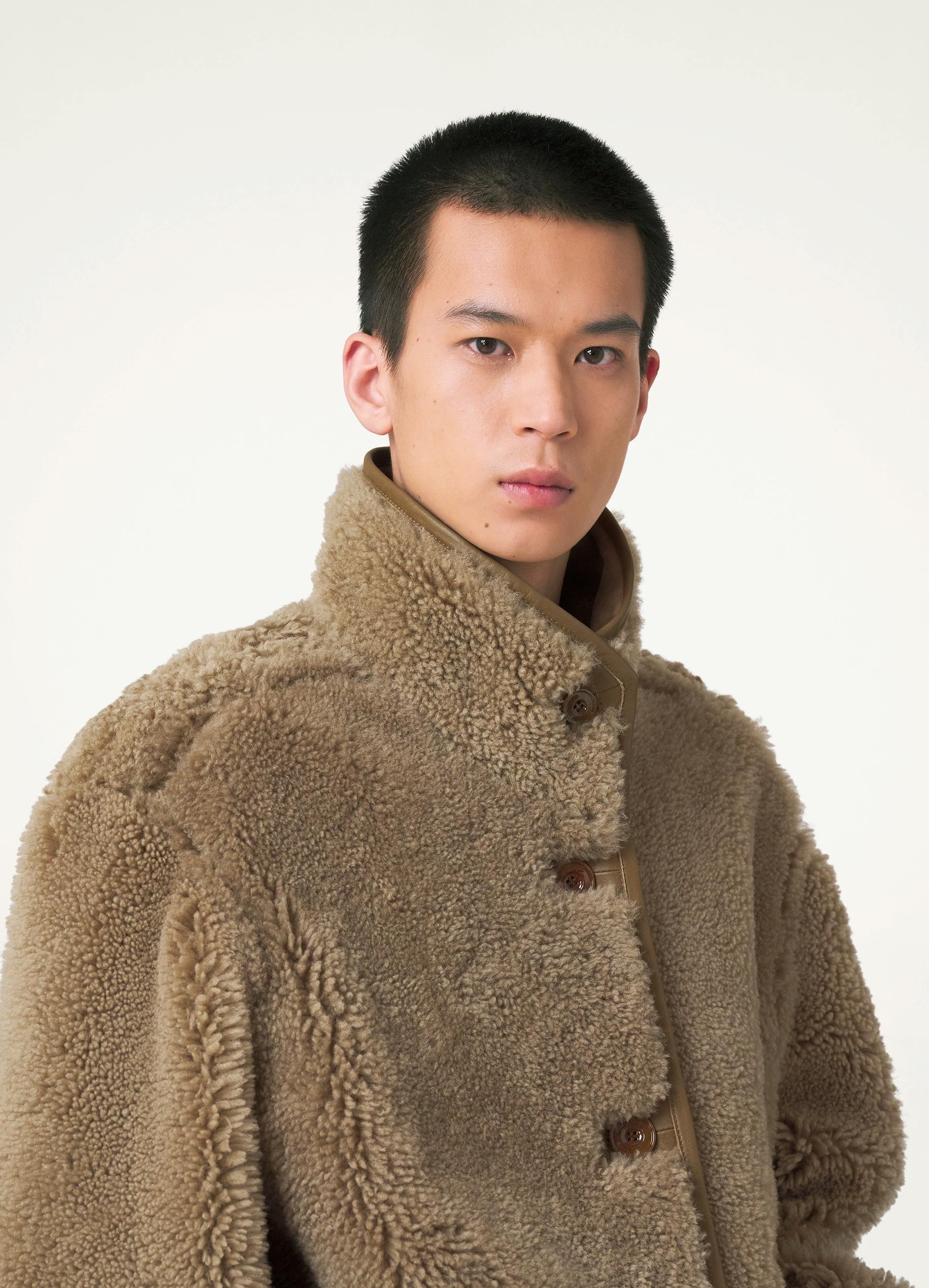 REVERSIBLE SHEARLING COAT
SHEEPSKIN - 8