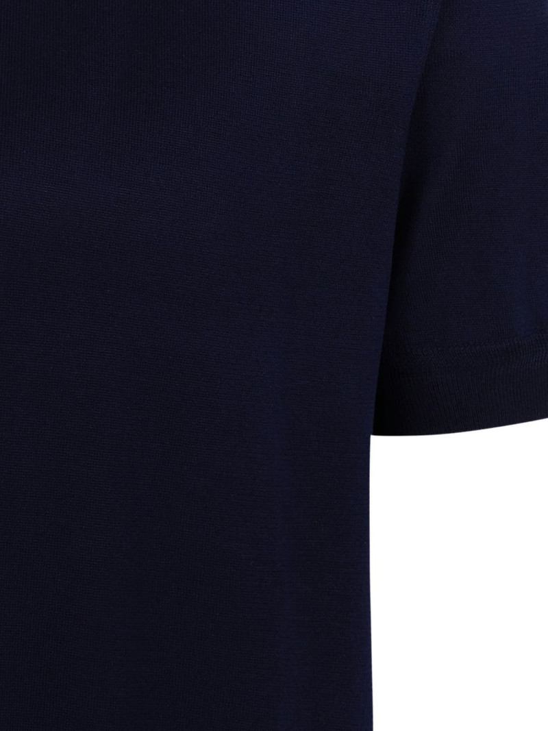 short-sleeved T-shirt 4