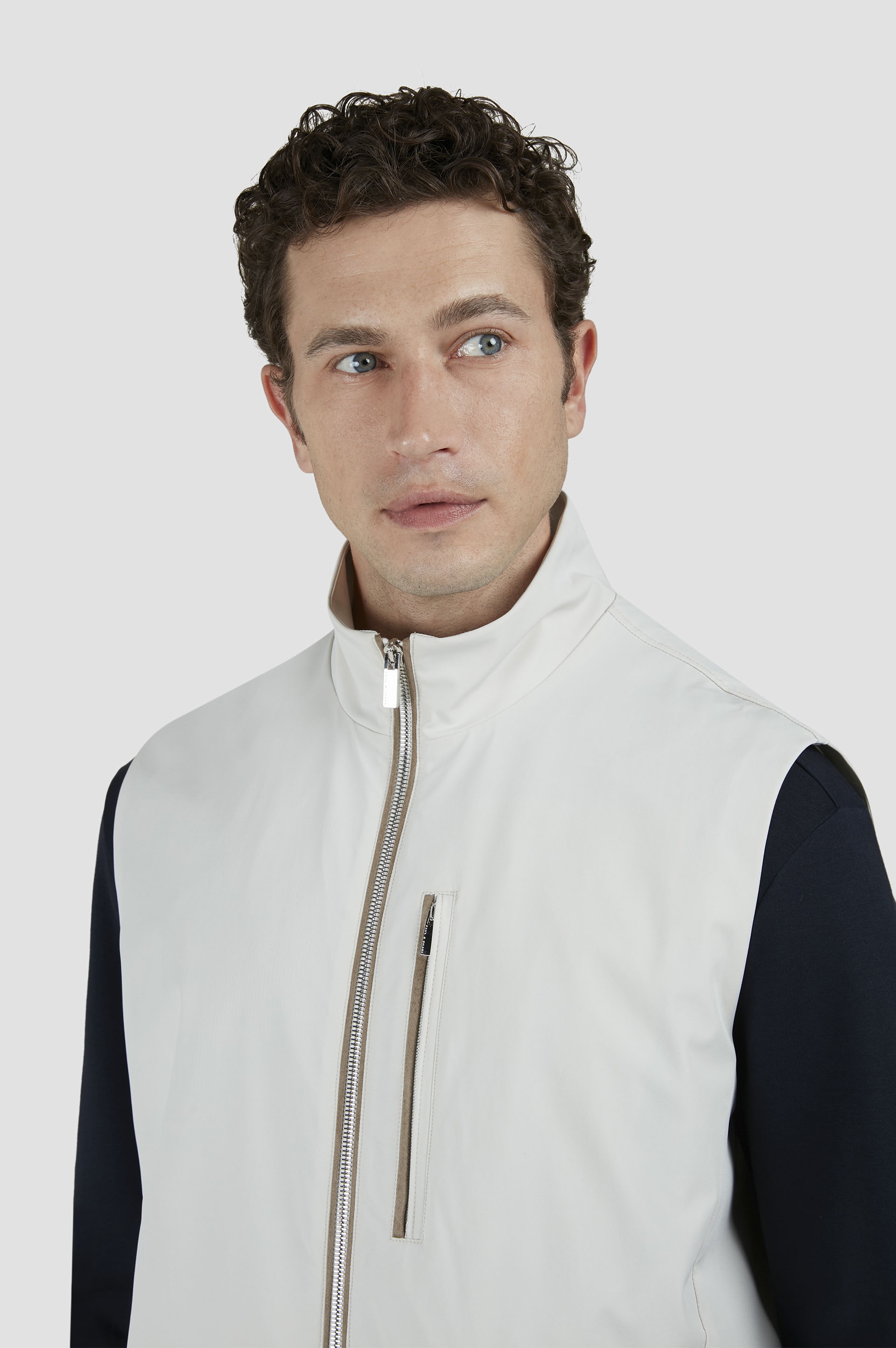 TYPHOON® RE-4X4 STRETCH VEST WITH ALCANTARA® DETAILS - 4