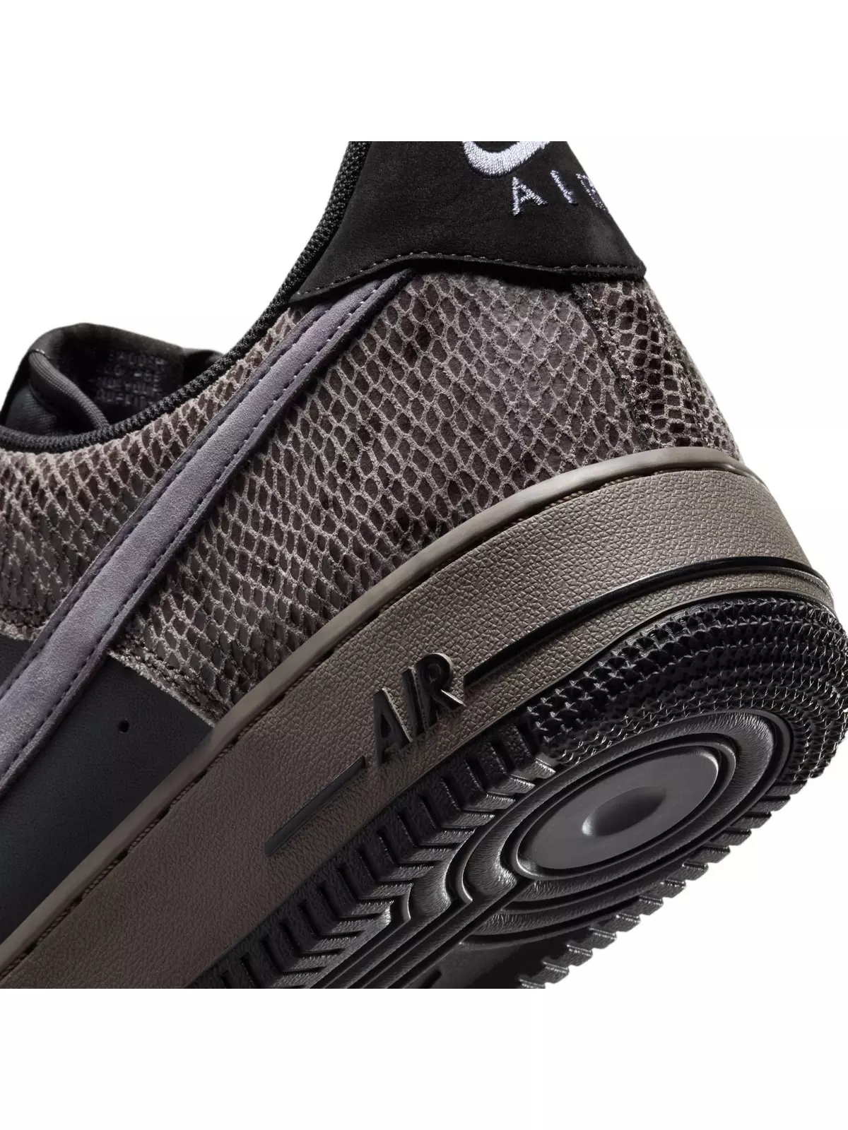 Air Force 1 '07 LV8 "Snakeskin" Men's Shoe - 5