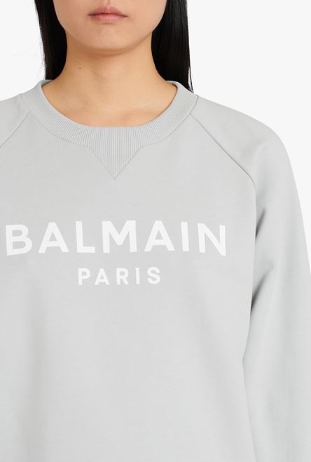 Light gray eco-designed cotton sweatshirt with white Balmain logo print - 6