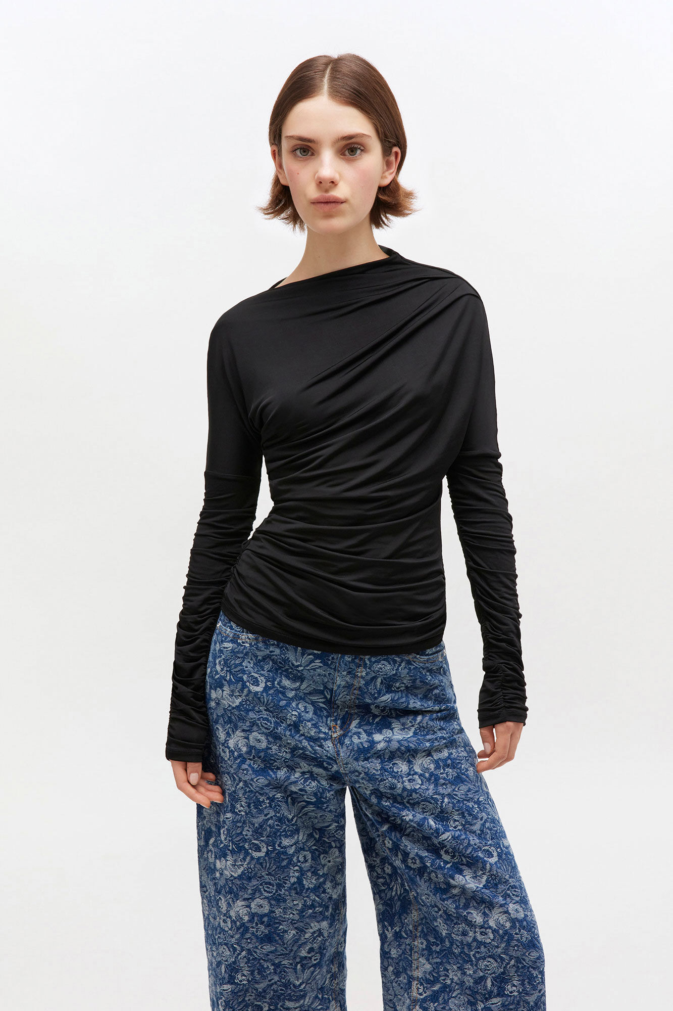 BLACK RUCHED TOP - 2