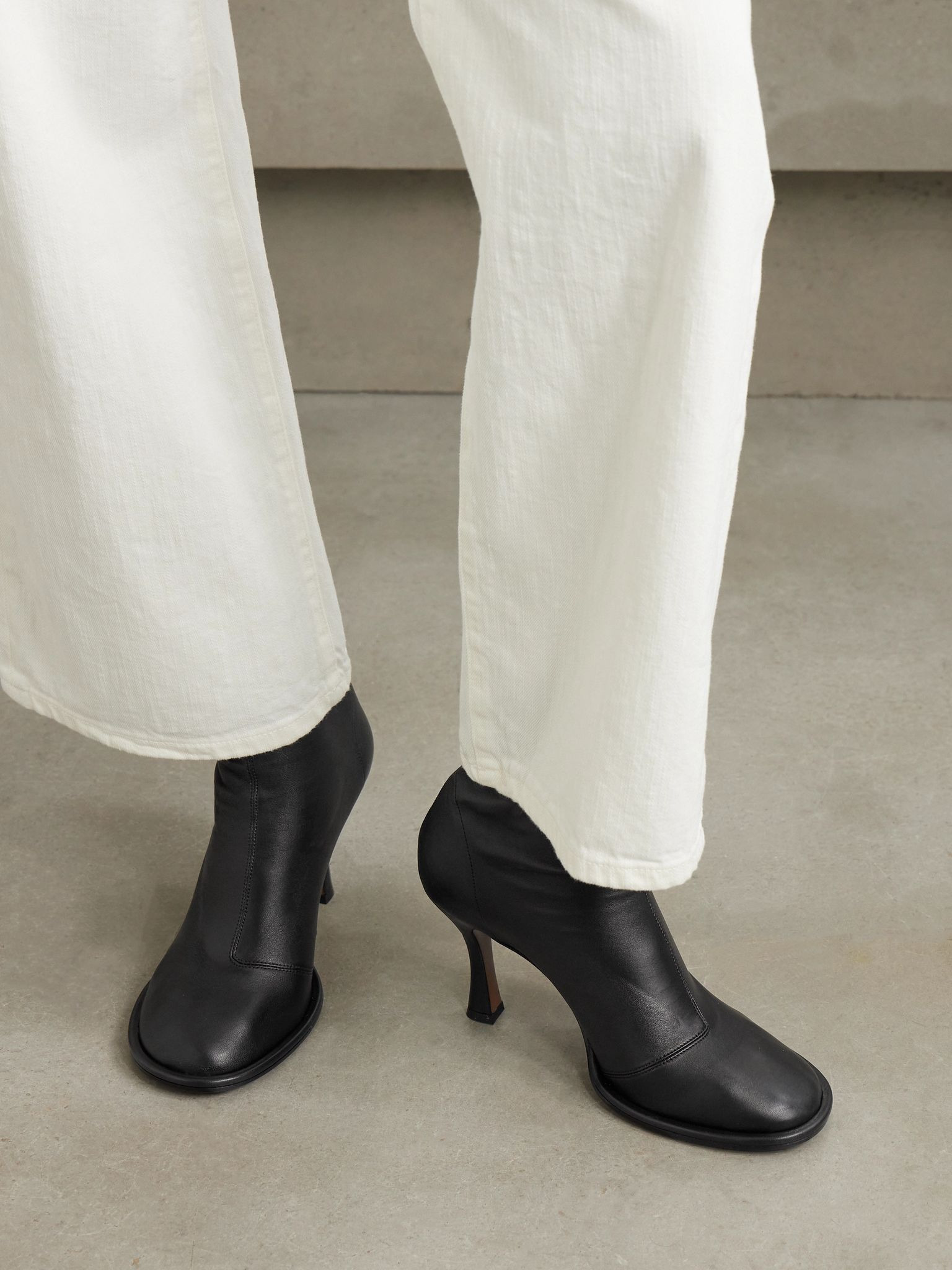 Lea stretch-leather ankle boots Black - 2