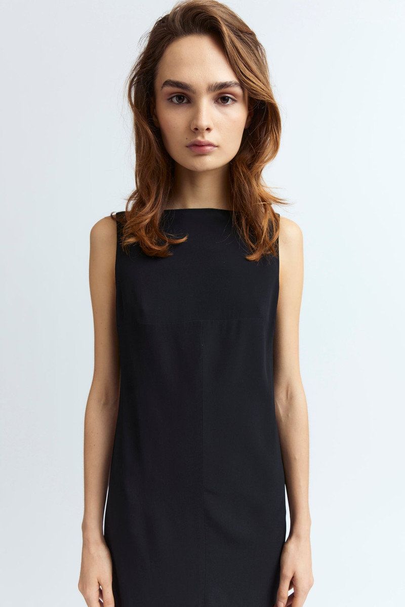 16ARLINGTON VELI DRESS IN CREPE outlook