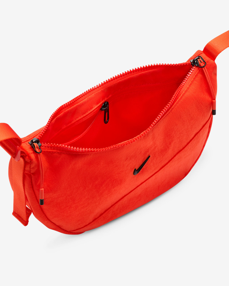 Nike Aura Crescent Crossbody Bag (4L) 4