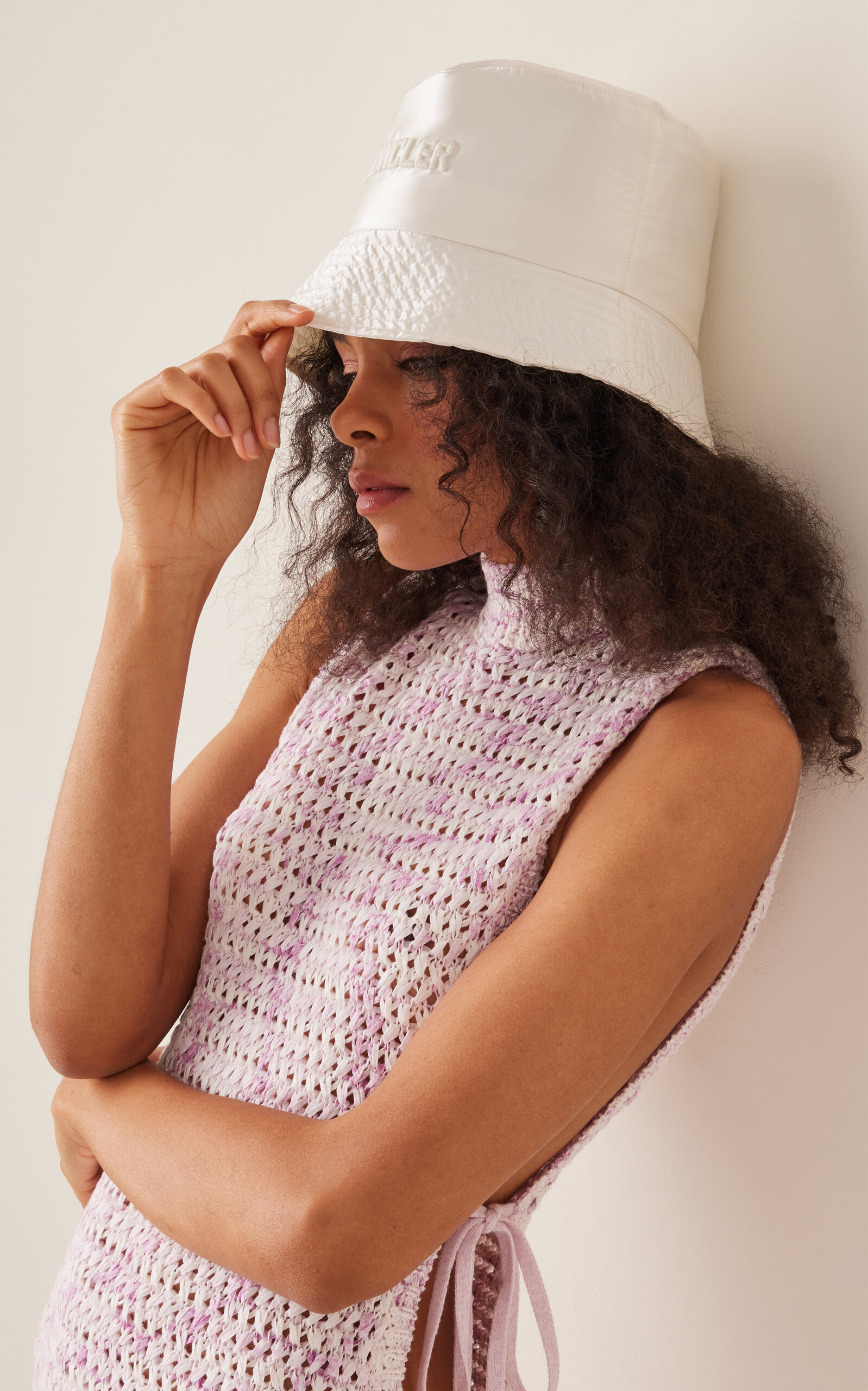 Embroidered Nylon Bucket Hat white - 2