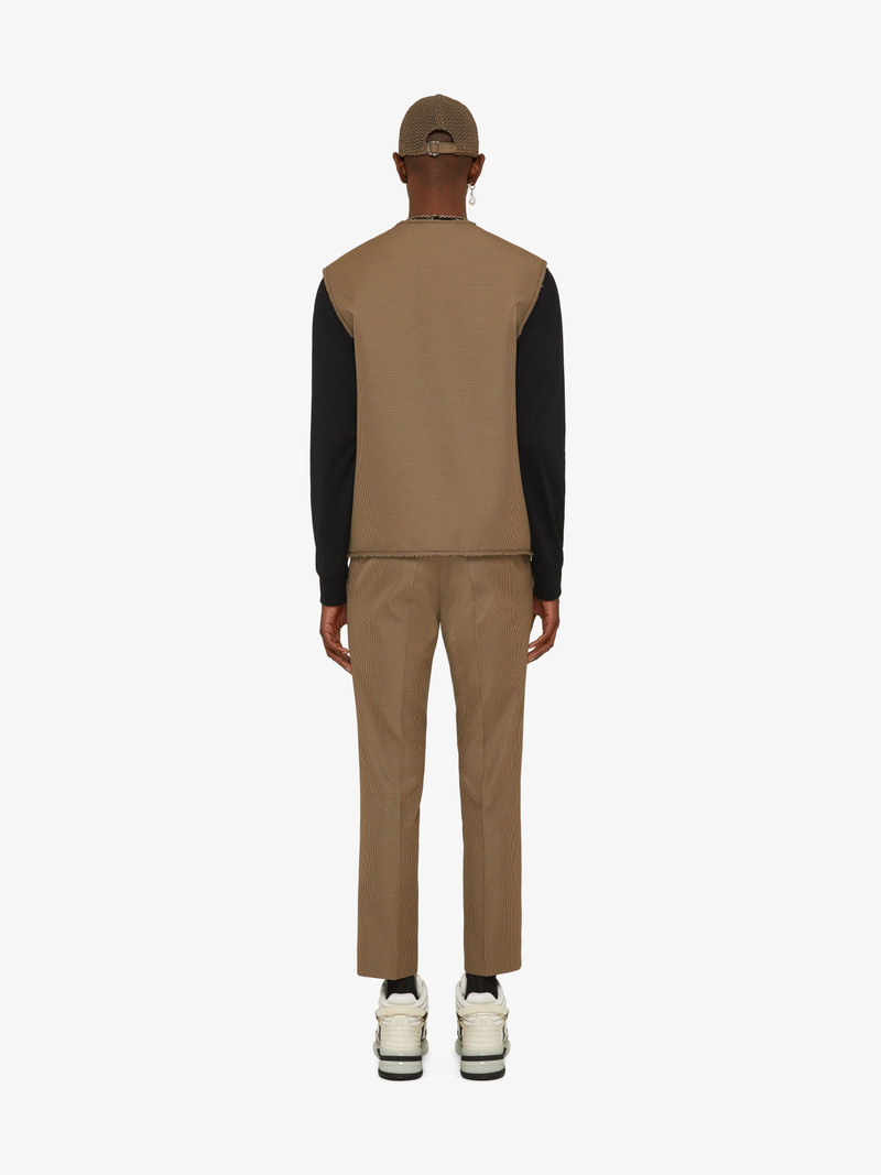 SLIM FIT PANTS IN TECHNICAL FIBER WITH HOUNDSTOOTH PATTERN 4